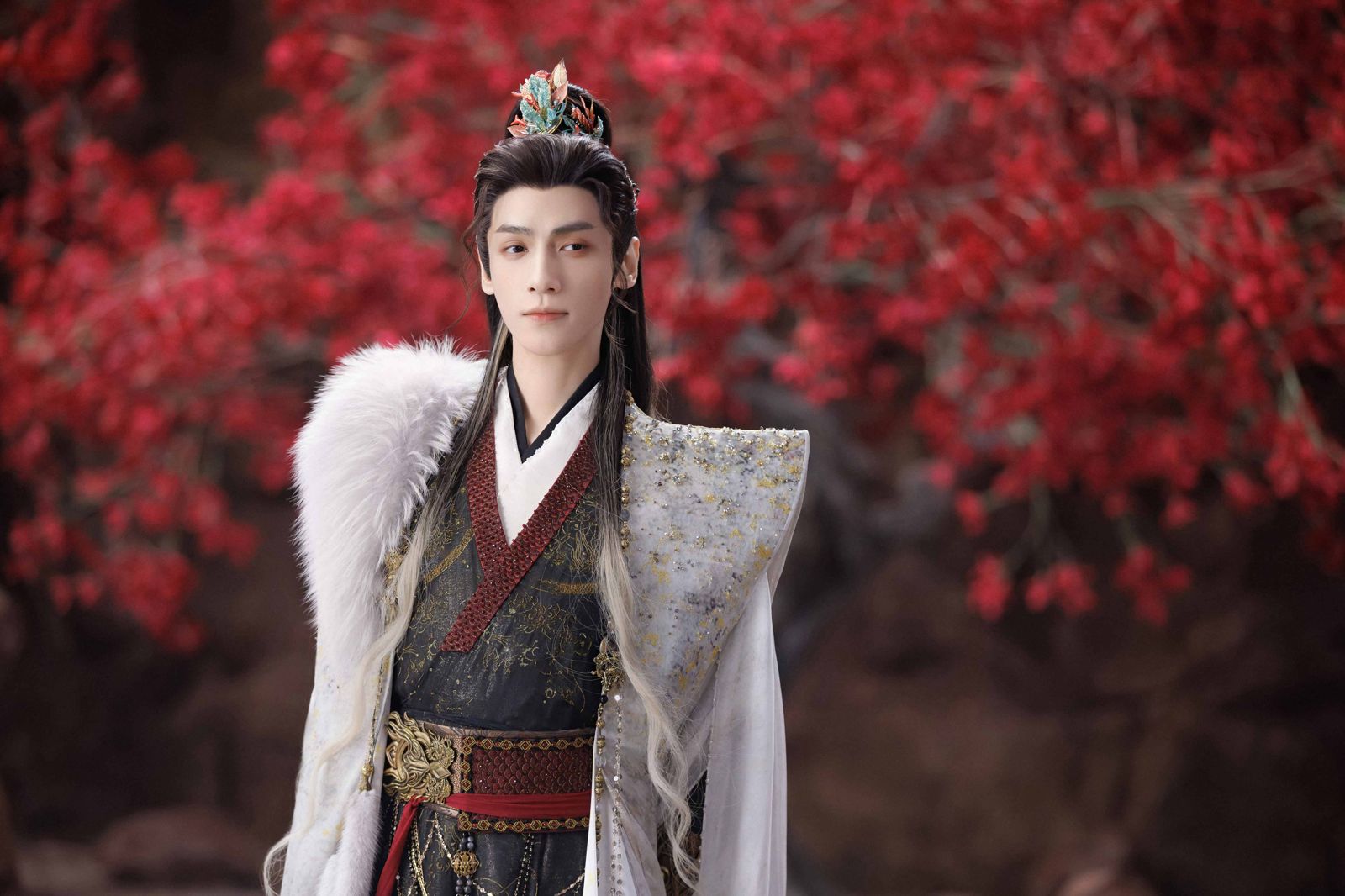 古裝男神根本「龍的傳人」 零替身720度空中旋轉美感炸裂