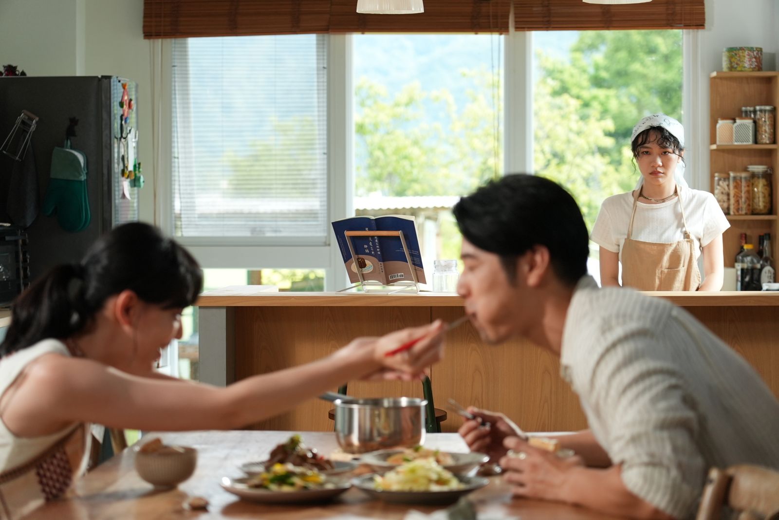 胡宇威「前女友」現身攪局！尷尬陷「三角修羅場」　正宮遭踩底線氣炸