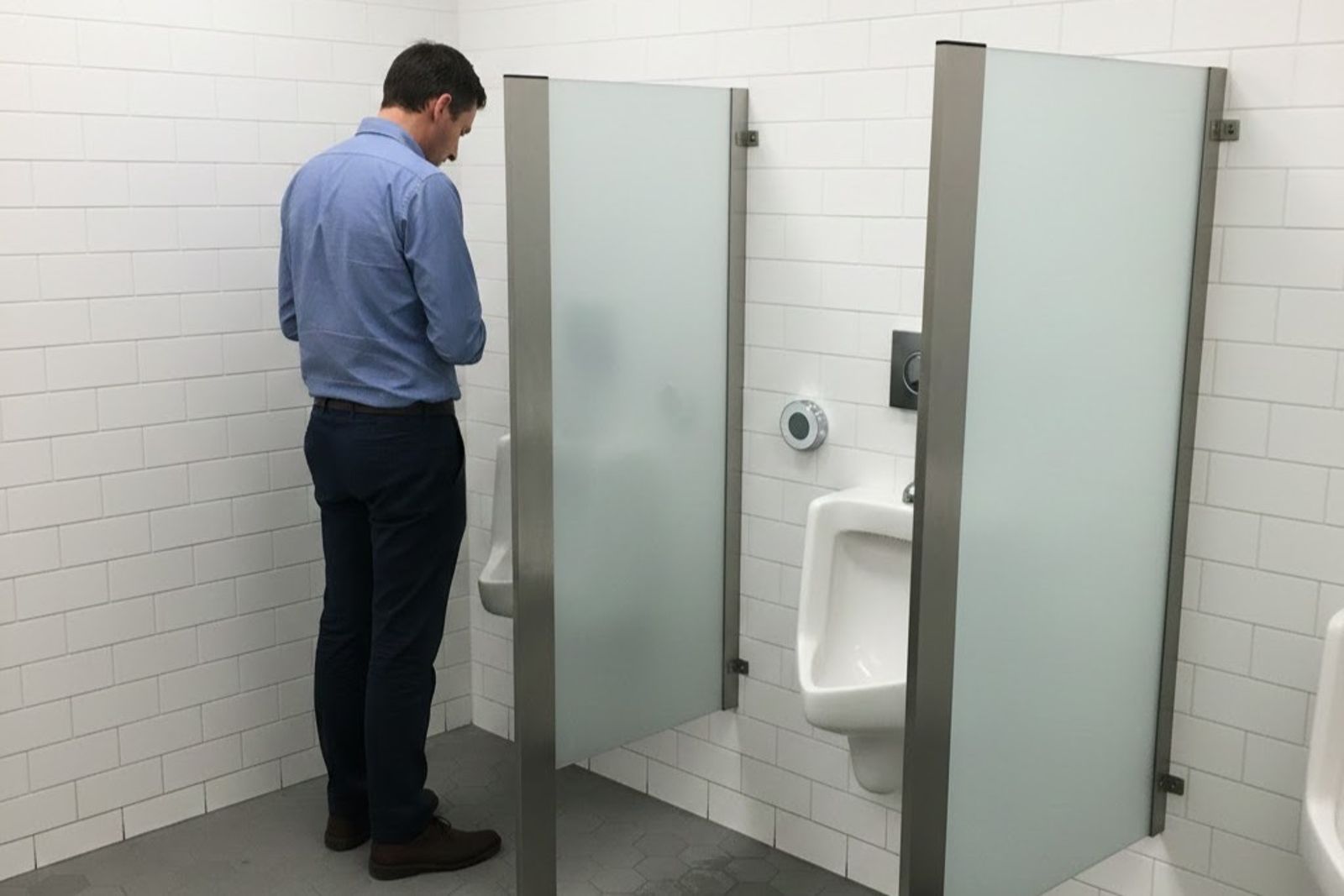 尿泡泡多、早上眼皮浮腫別大意!醫揭腎臟可能已開始退化