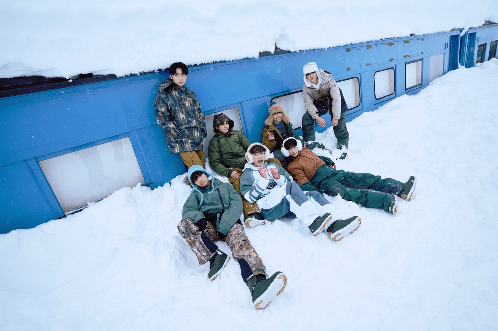 男團F.F.O至琦（左起）、小新、彥旭、鈞嘉、勝銘、加藤琉士、俊希組成。踢帕娛樂提供