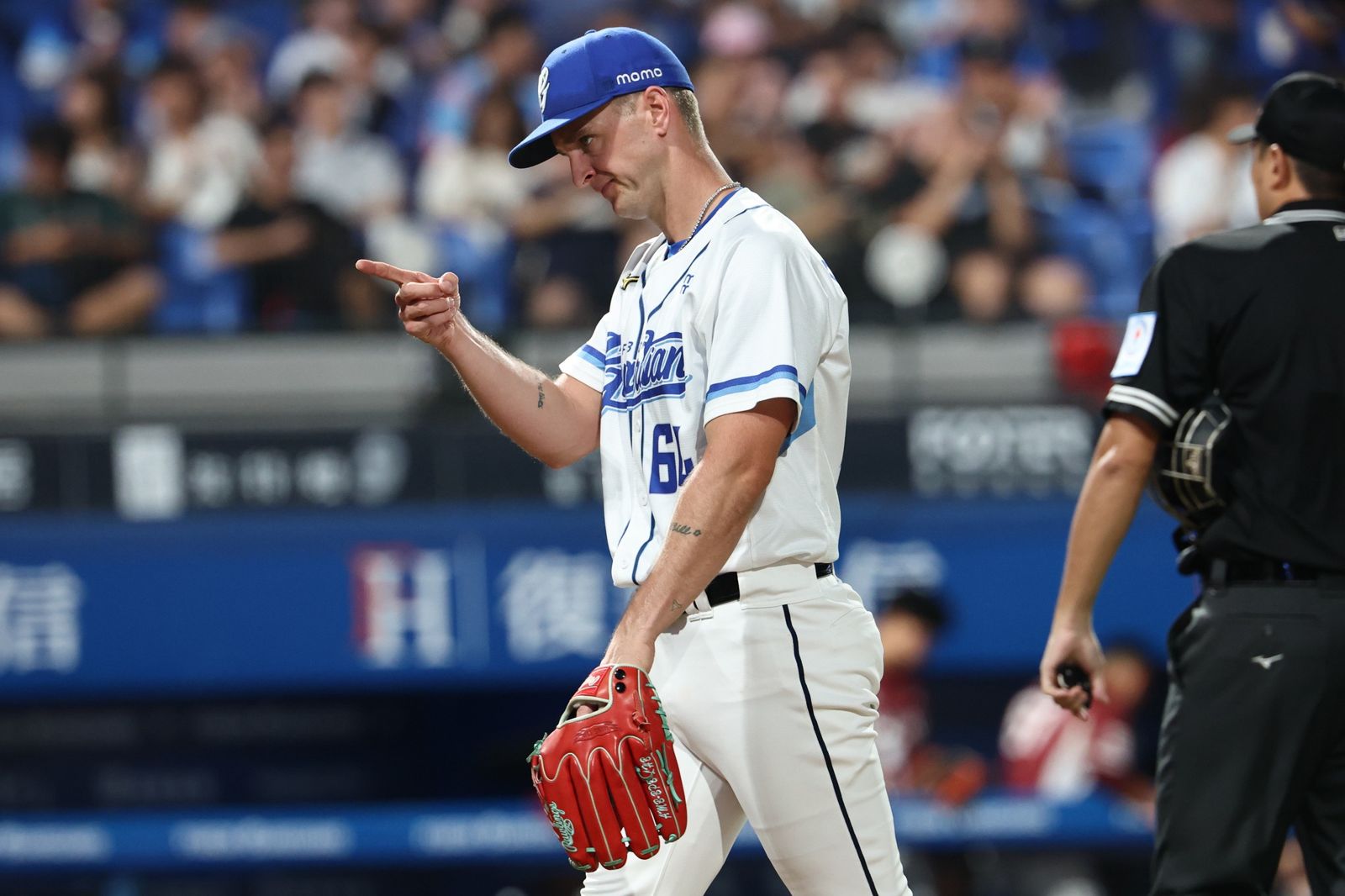 中職/布坎南7局好投不忘鼓勵王念好:「忘記失誤,面對下一個play」