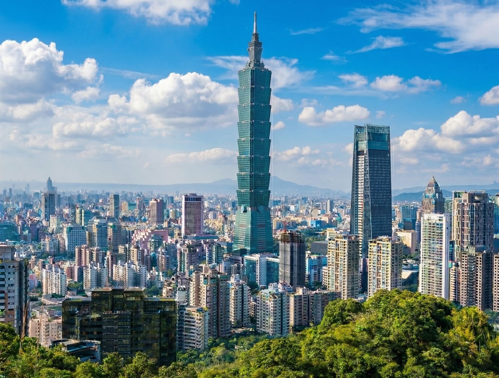 環境部徵20封最有感藍天情書　高校生修全民空品通識課告白入選賺萬元