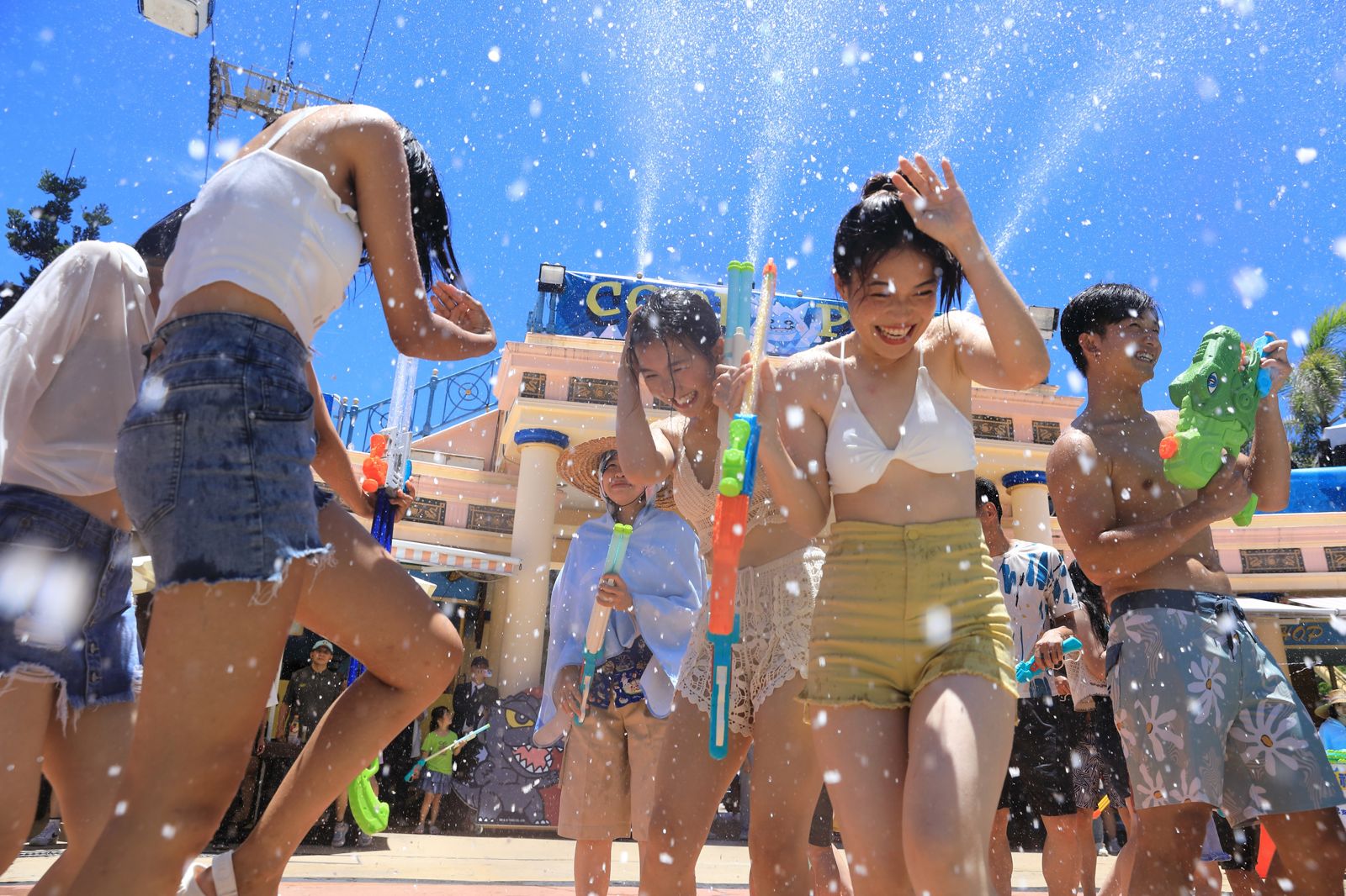 只要550元爽玩遠雄海洋公園!巨蟹座、比基尼女孩也享6折優惠