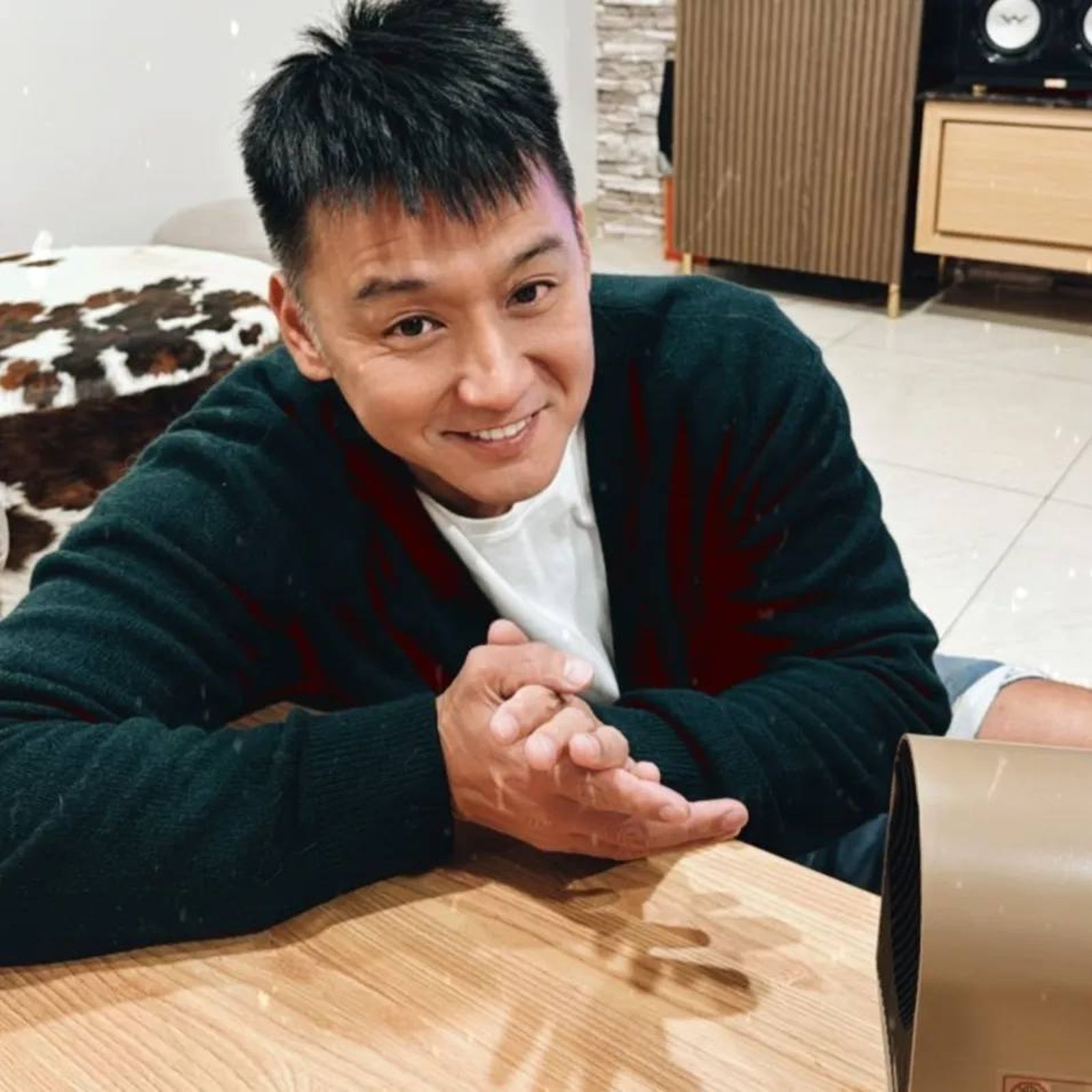 張天霖（如圖）力挺丘秀珠、王鈞。張天霖臉書