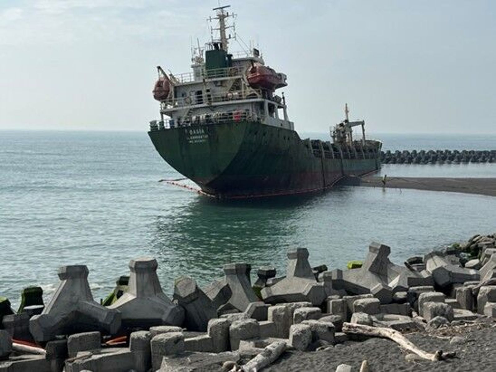 國境破洞？中國男「轉船」偷渡爽玩台灣　2個月後自首判拘