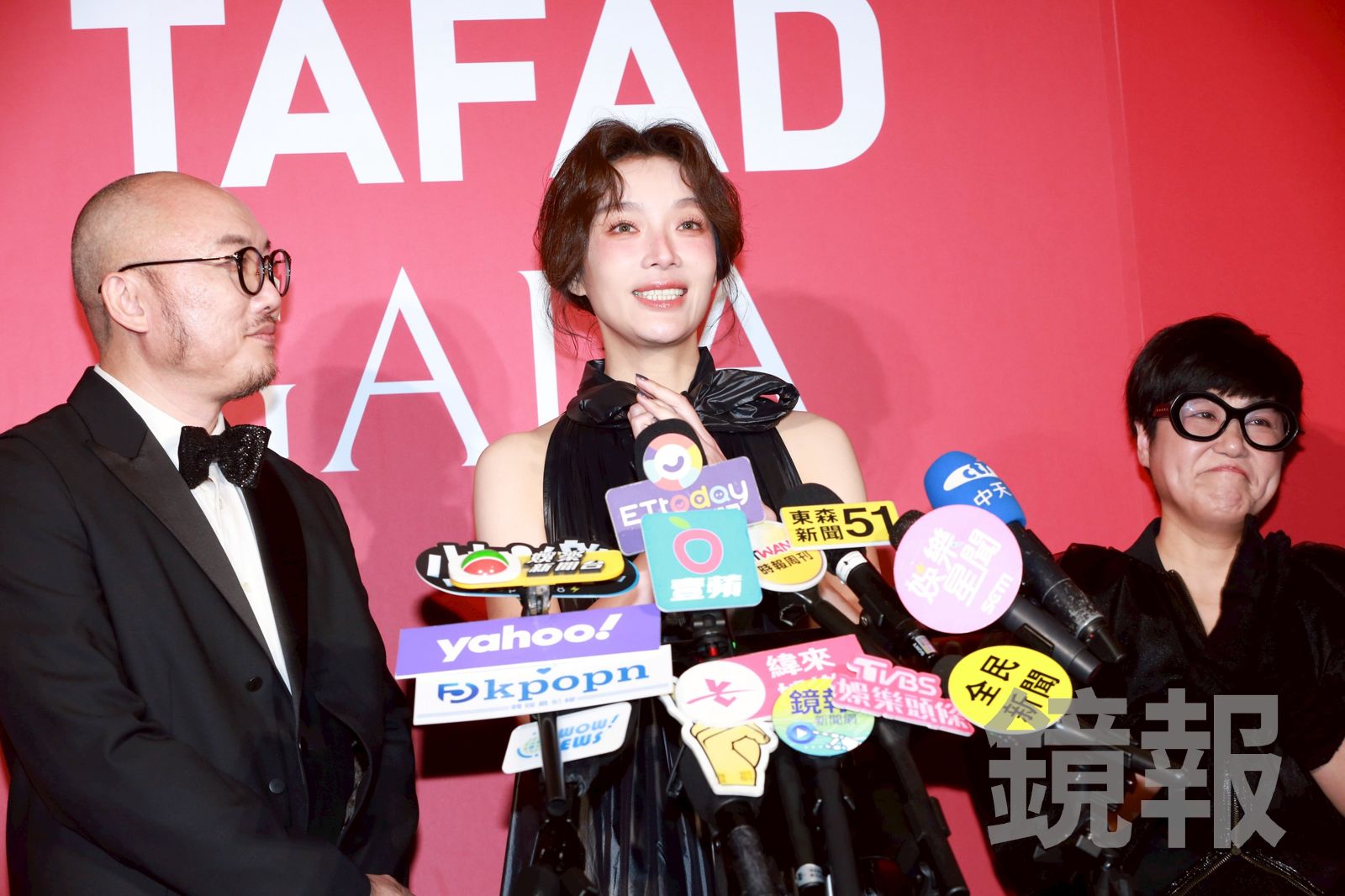 蔡淑臻有關心薛仕凌。李鍾泉攝