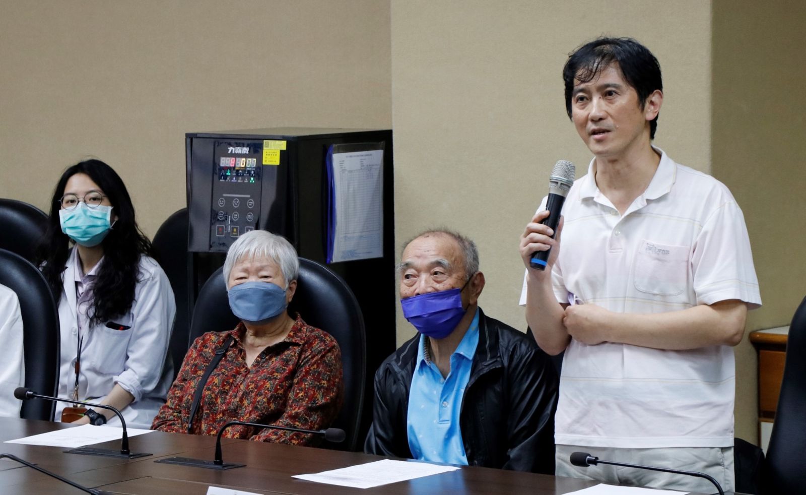 擔心爸媽失智？這3招教你及早發現阿茲海默症跡象！