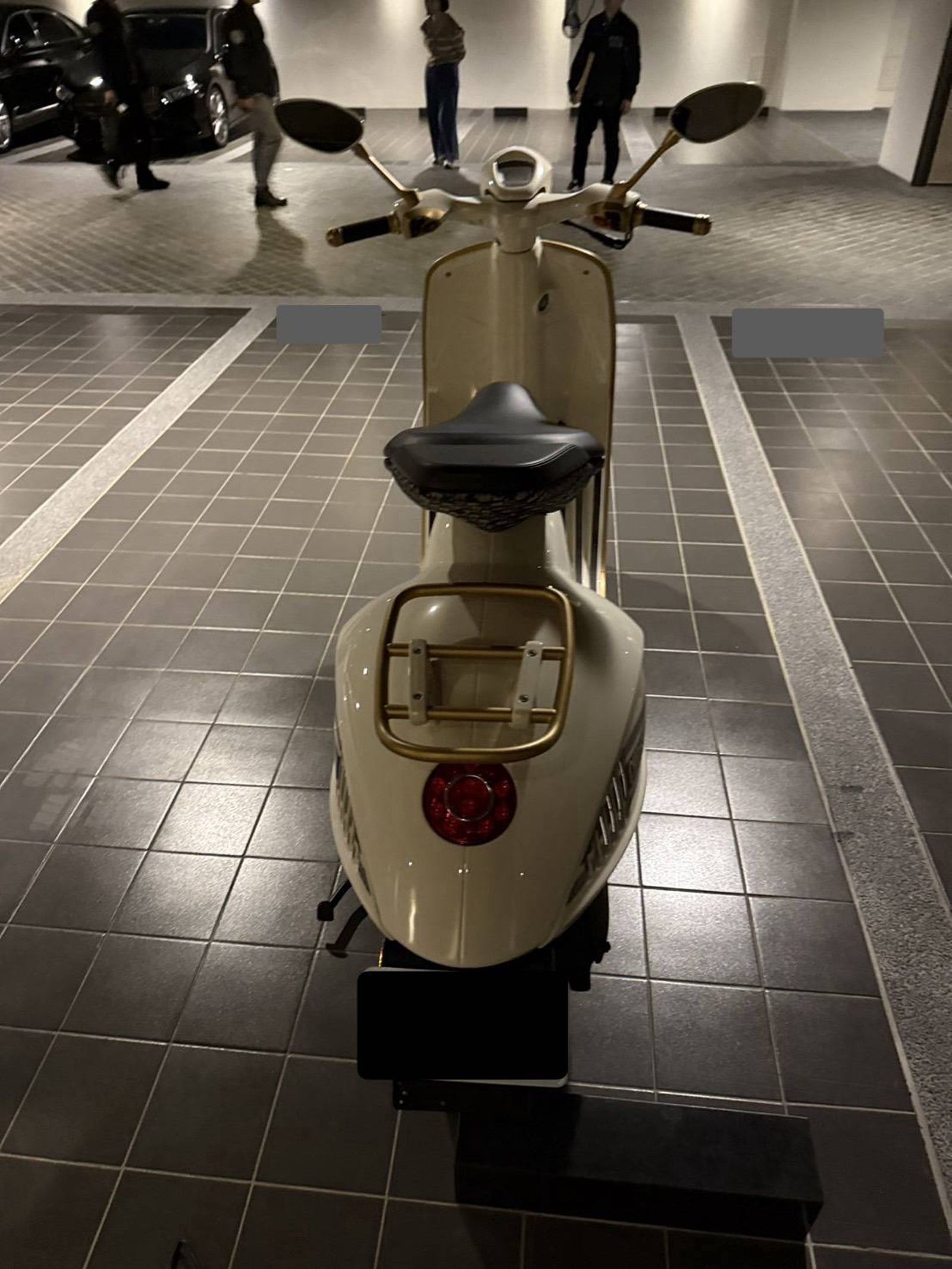 Bugatti古董老爺車。