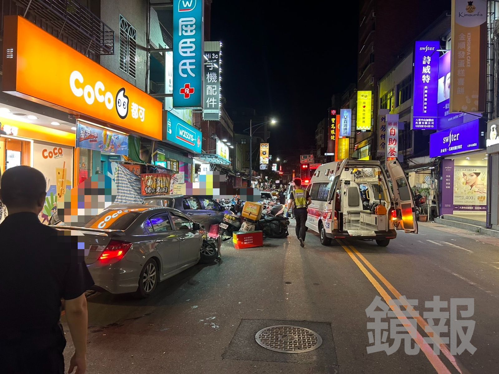 2八里街頭昨晚發生因感情糾紛衍生的行車糾紛及追撞事件。警方提供