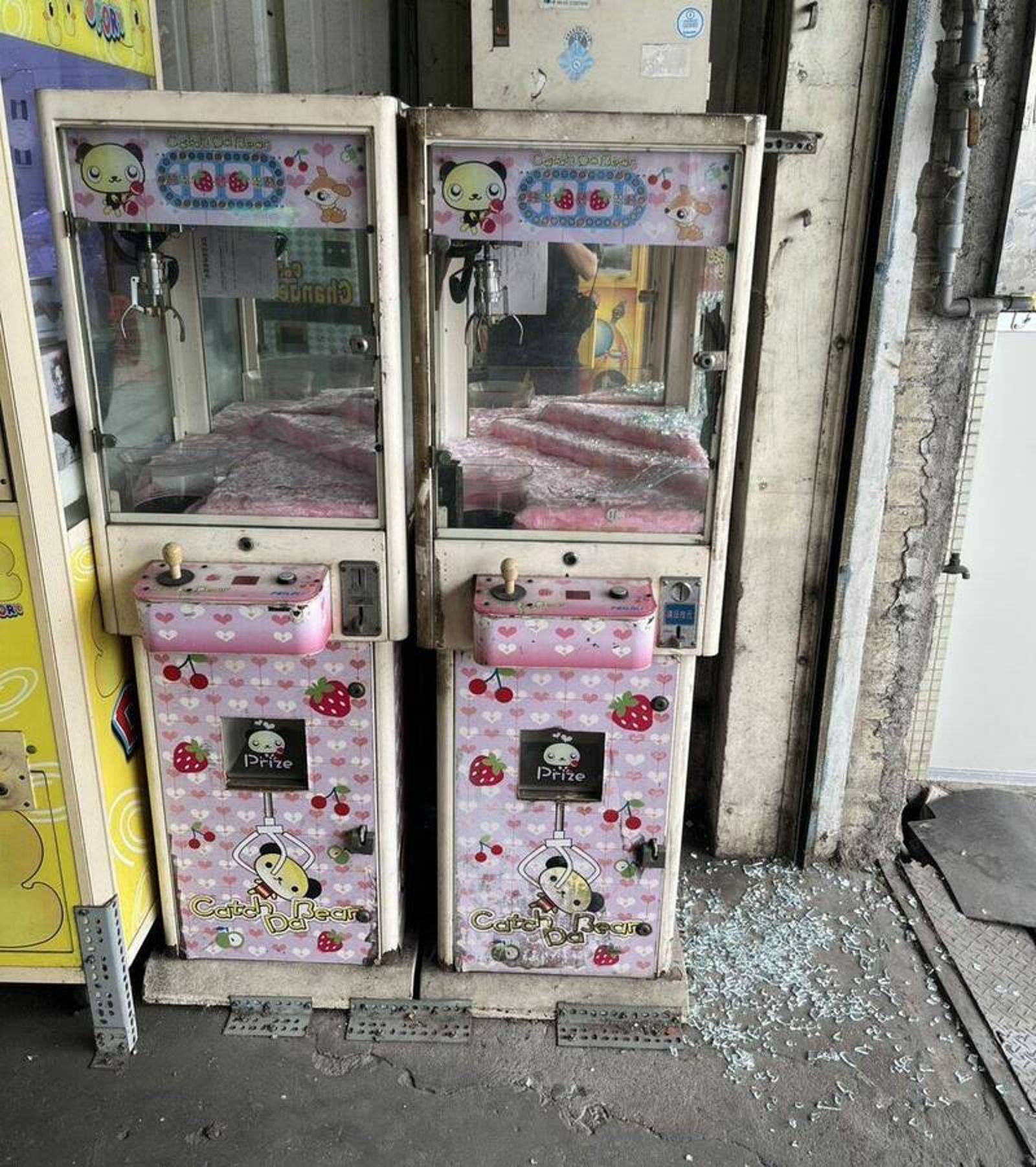 不滿交易糾紛　台中男子持空氣槍射擊夾娃娃機店被捕