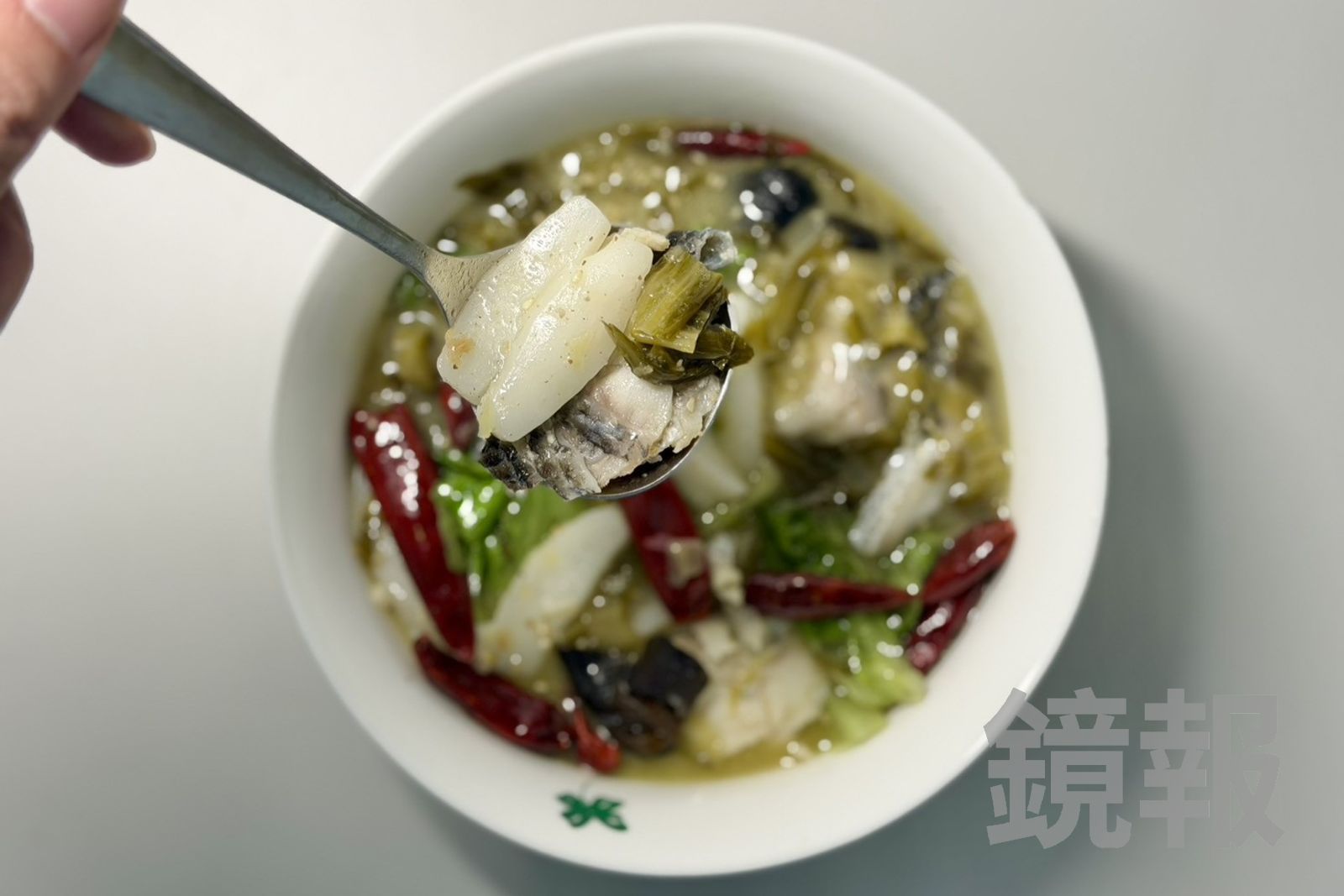 正男報食事／刁民酸菜魚推單人冷凍包！搭永和周家大陳年糕一秒變神級宵夜