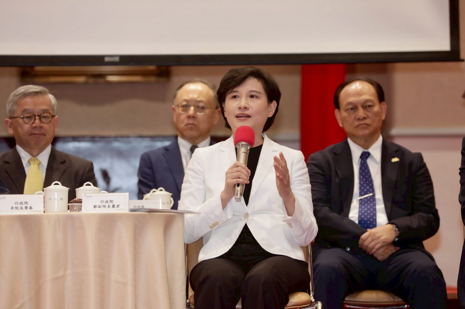 圖說 施俊吉表示,台灣貿易談判團隊也要有一種繼續跟川普玩無限遊戲的心態。
