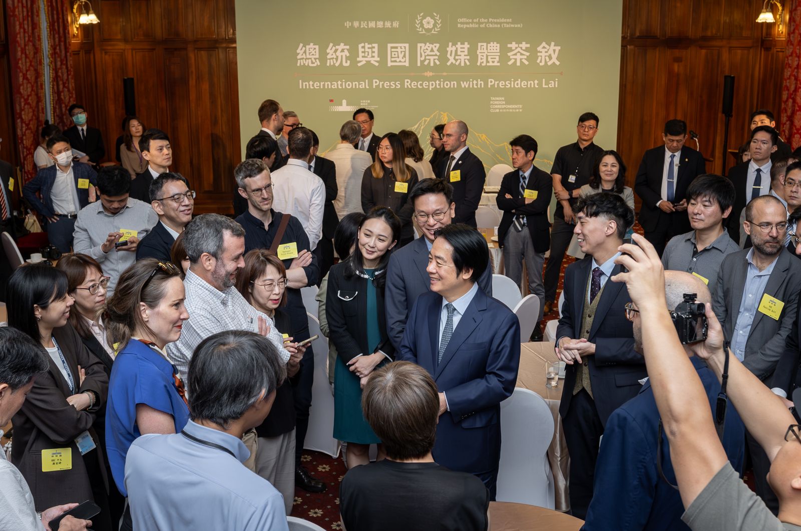 中國驅逐《紐時》記者 賴清德邀逾60外媒茶敘反擊跨境壓力內幕曝