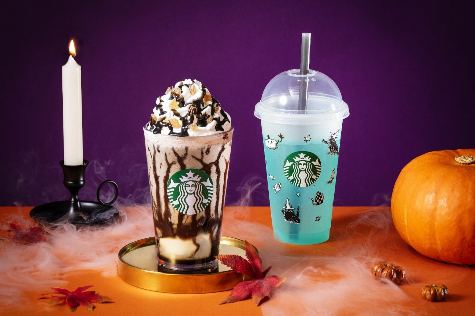 購買特大杯「夜幕狂想曲星冰樂」,搭配萬聖冷變TOGO冷水杯,可享優惠價400元。(230元/特大杯)