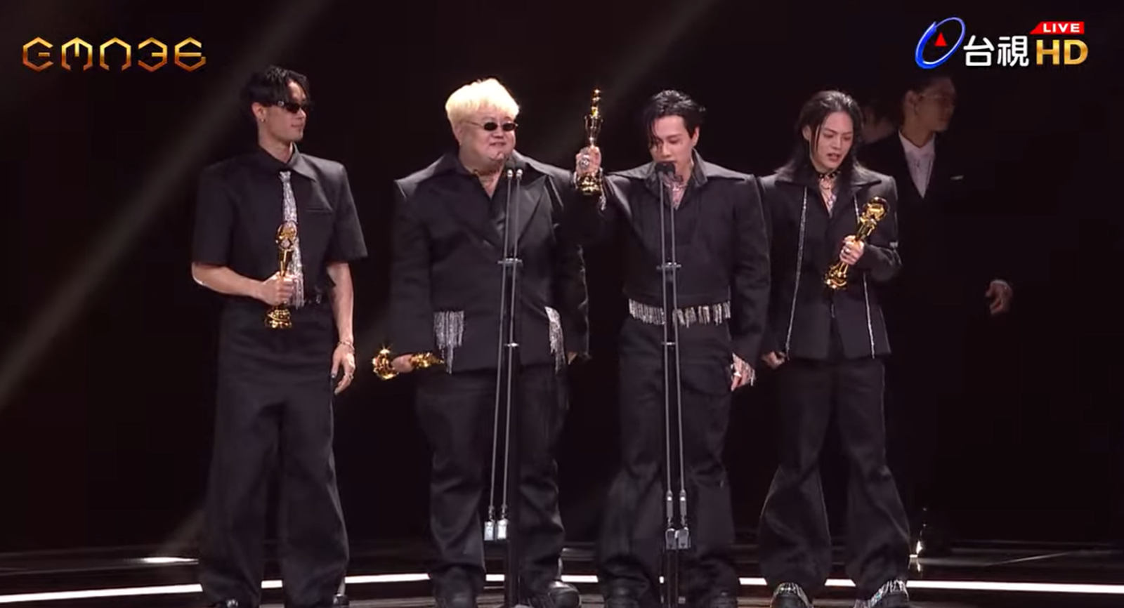 金曲36／TRASH等了15年奪最佳樂團獎　阿夜淚謝天上老爸安迪