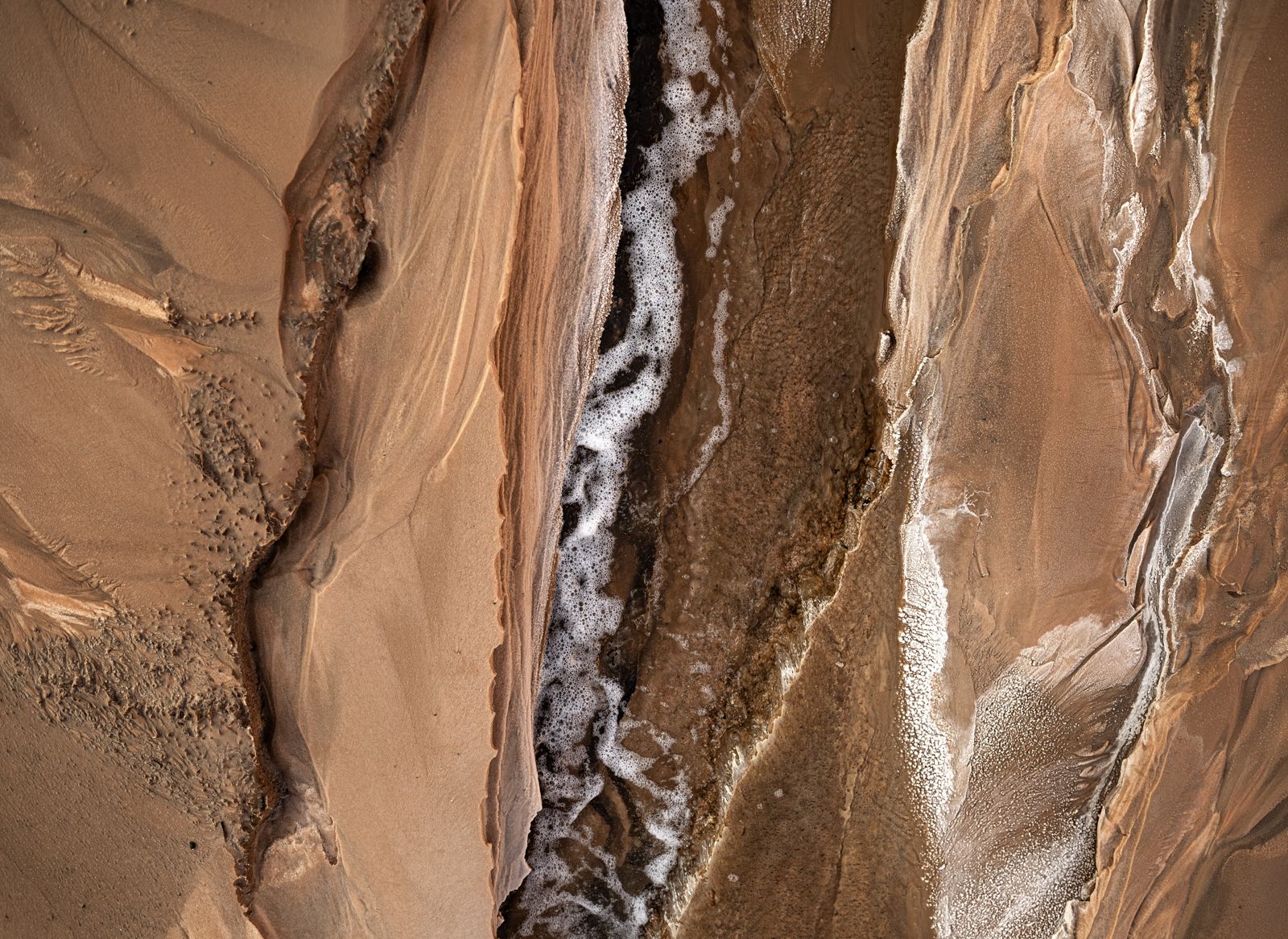 稀土戰開打!美稀土股暴漲 台灣聯友金屬/閎暉竄出關鍵曝光