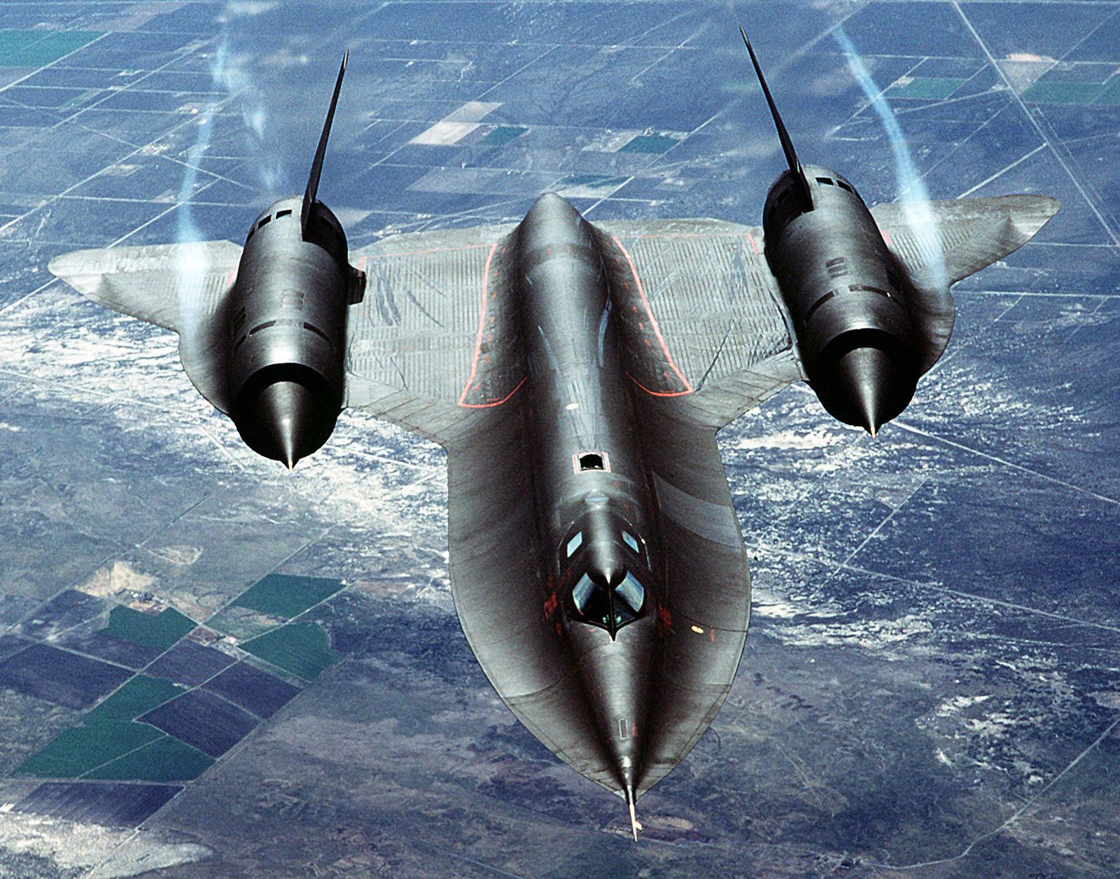 SR-71「黑鳥」(SR-71 Blackbird)於1998年從美國空軍退役。圖片摘自維基百科