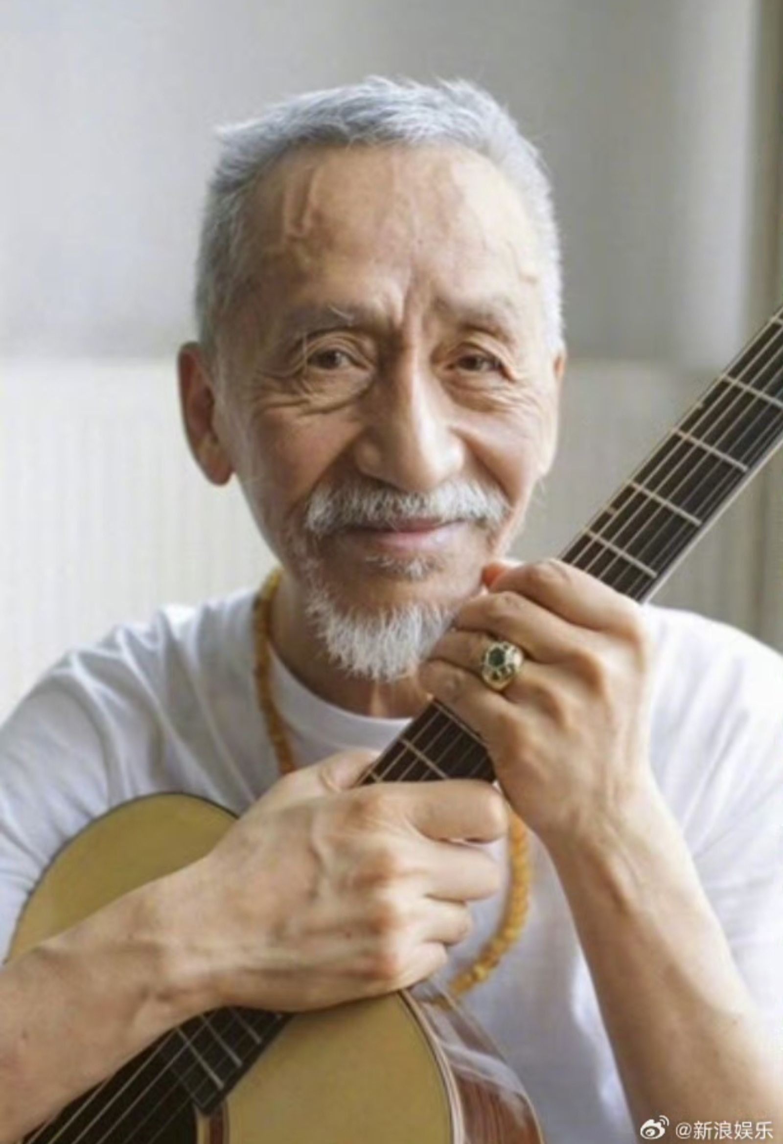 台灣歌手陳彼得17日驚傳過世。翻攝微博