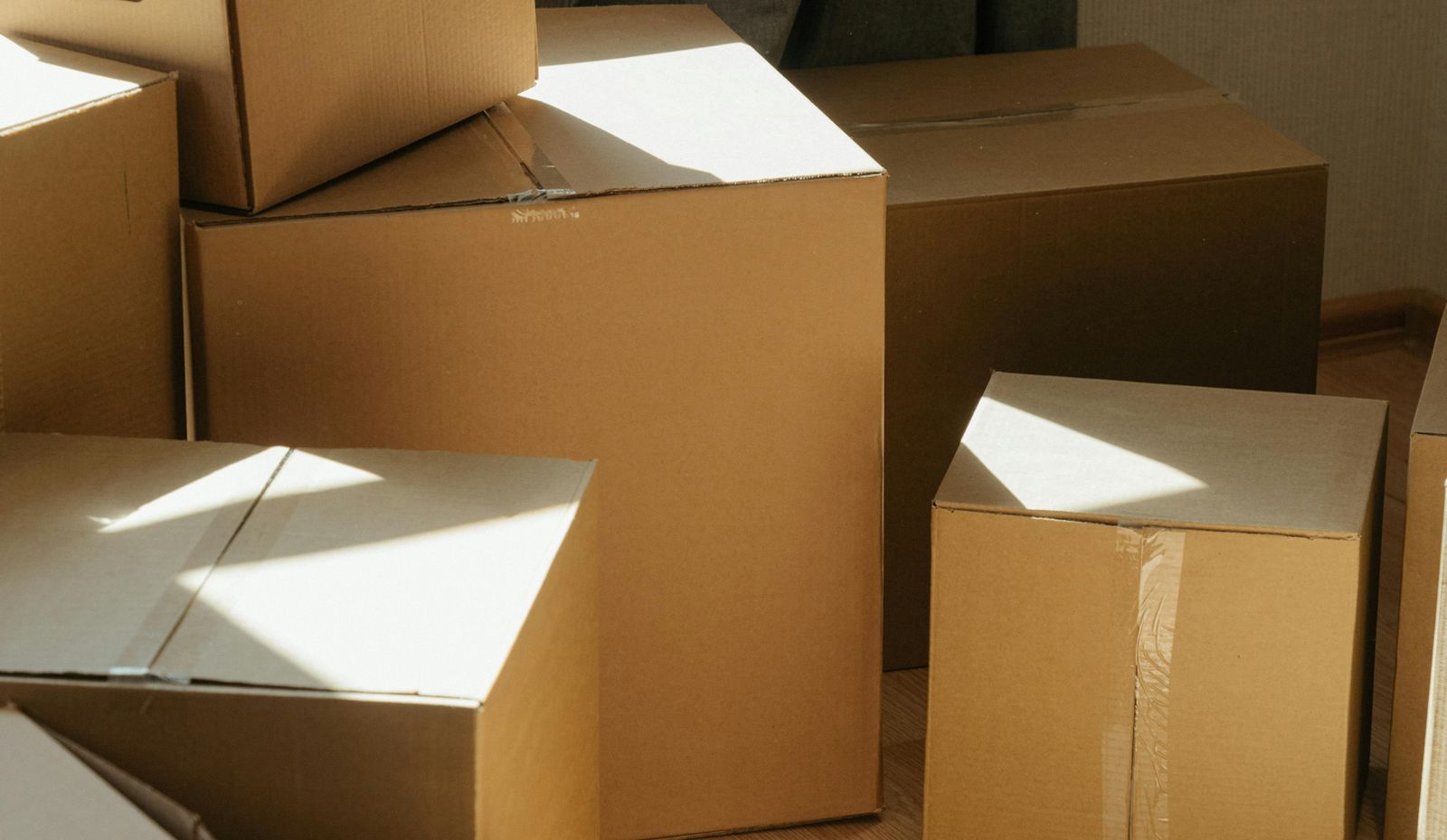 網購小心！紙箱暗藏隱形殺手　醫揭4大有毒物質：內分泌失調又致癌