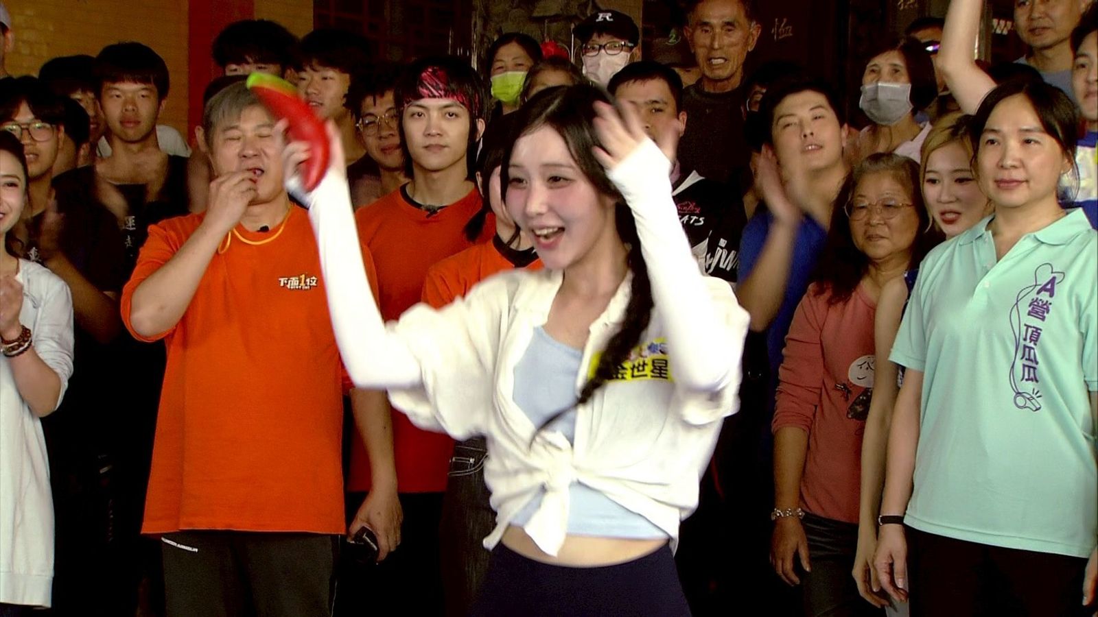 韓啦啦隊女神舞力全開仍吃癟？鄉親媽媽強運奪冠　胡瓜加碼慘遭「原地旋轉」