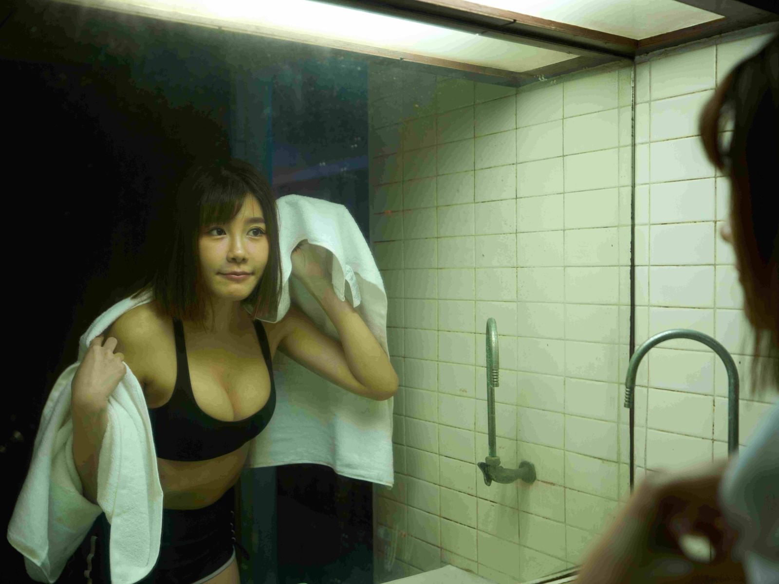 啦啦隊女神挑戰演技　性感狂奔露出ＯＯ頻NG