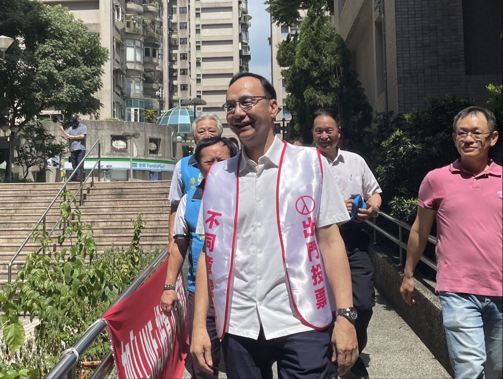 罷免成案隔日賴清德拋「團結國家十講」 朱立倫:民進黨每天都非常矛盾