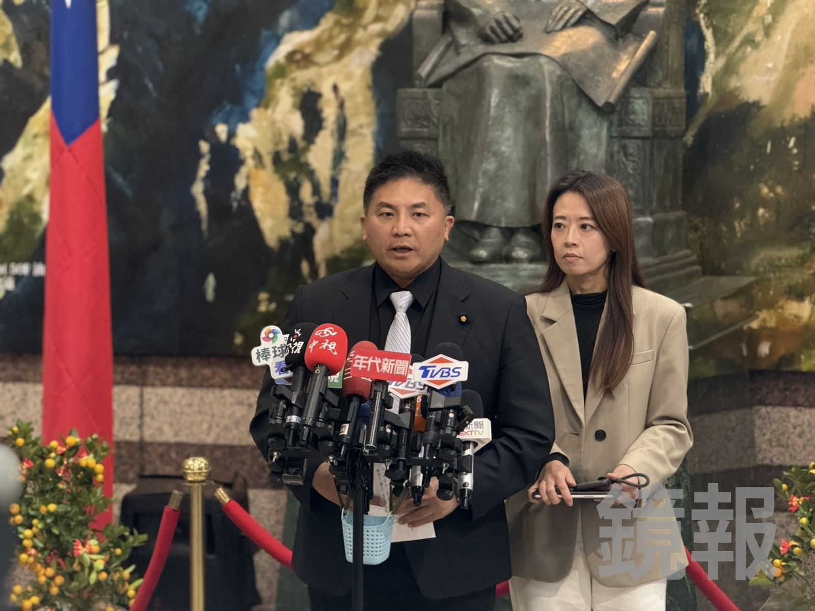 藍中常委勤彭蓁曾宣誓「落實習近平思想」　國民黨：若違規就依黨章處理