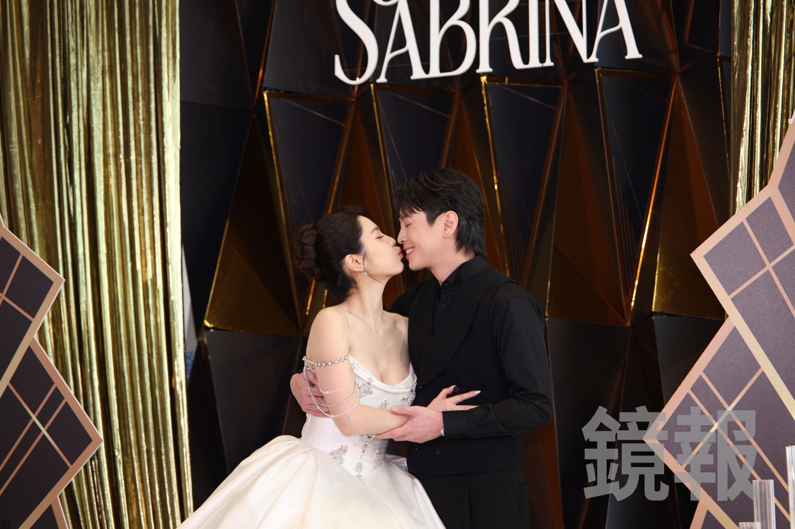 白家綺婚禮爸爸超嗨開唱 吳東諺曾直言「很難做到」包容妻!遭父爆料辛酸往事:50元撐3天