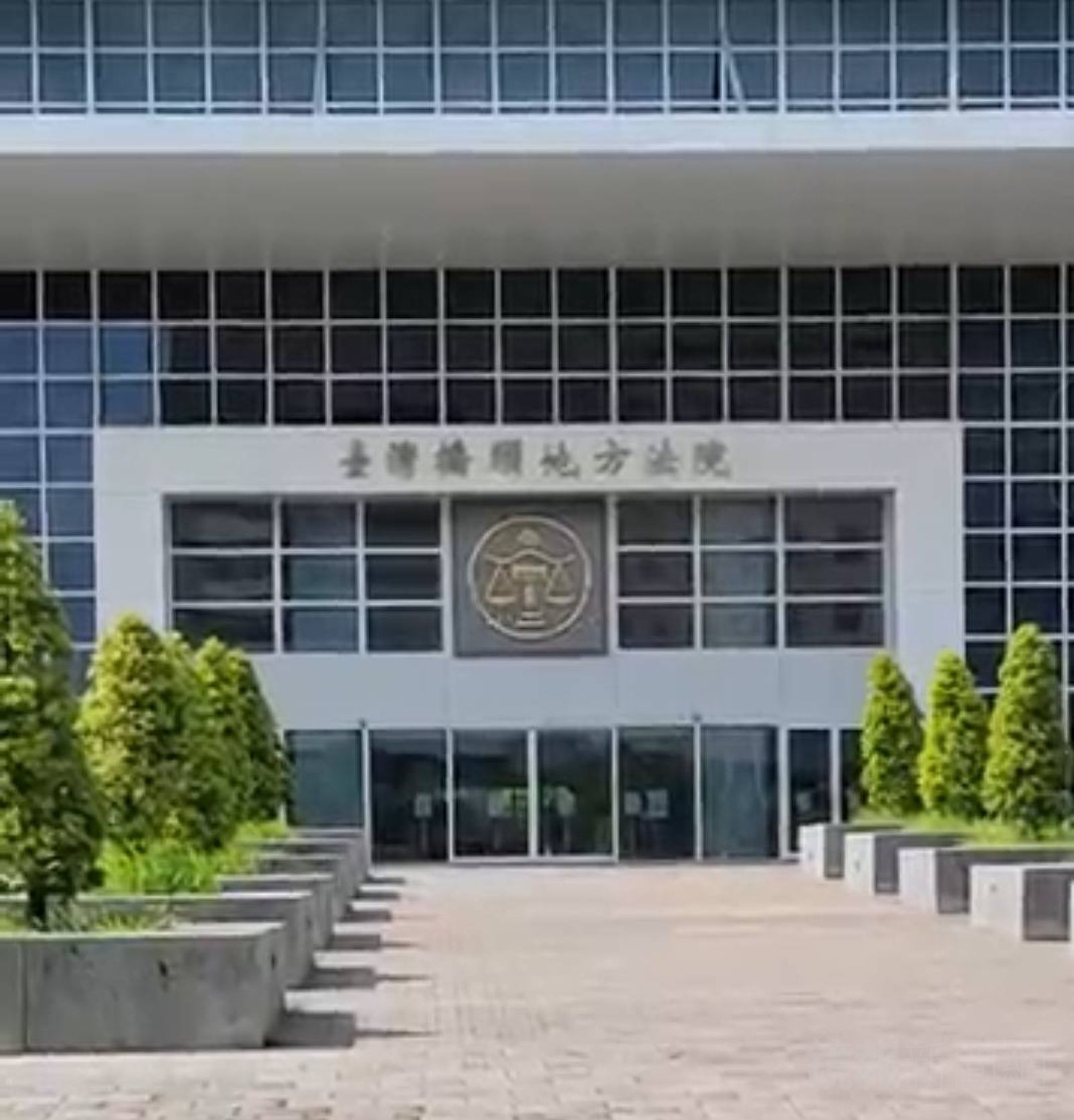 積怨10年台鐵員工鐵鎚殺同事　罹妄想症國民法官仍判他無期徒刑