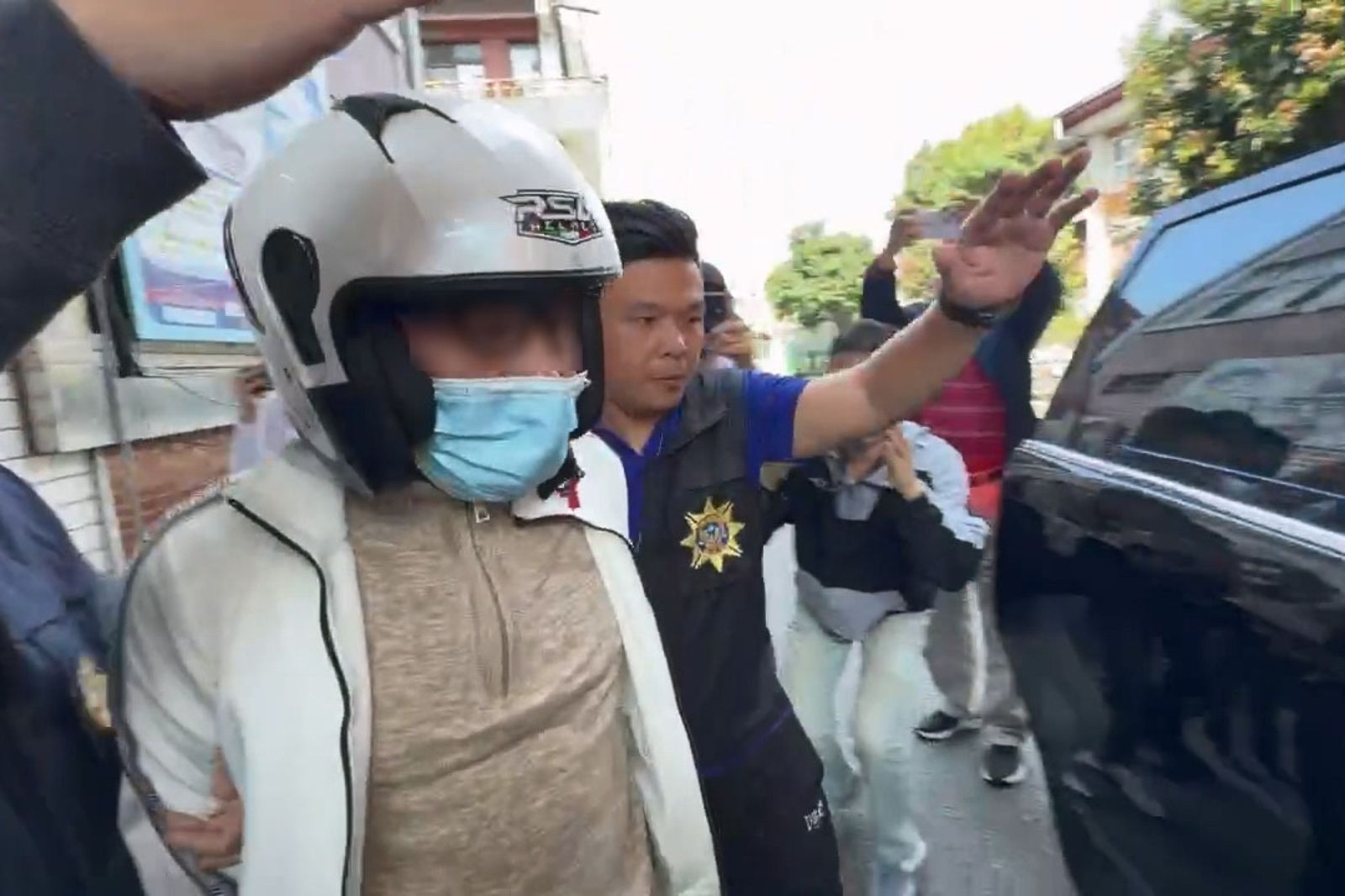 台中情殺!狠男割喉女友不叫救護車 開車載往派出所投案疑藏心機