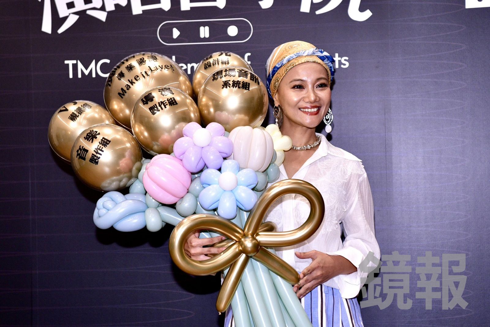去非洲竟穿發熱衣!金曲歌后阿爆認「去過才懂」 爆水土超服祕辛:我天生吃這行飯