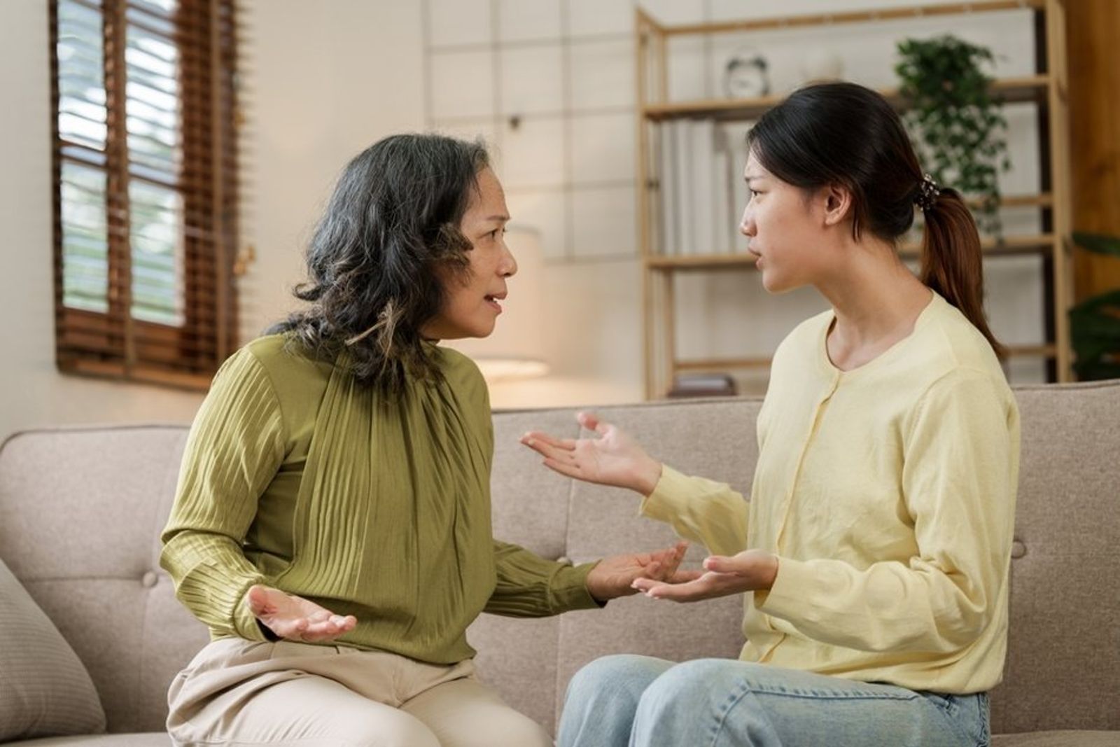 惡女領光千萬炒股金!竟辯「下海賣身血汗錢」 法官怒批:毀壞倫常