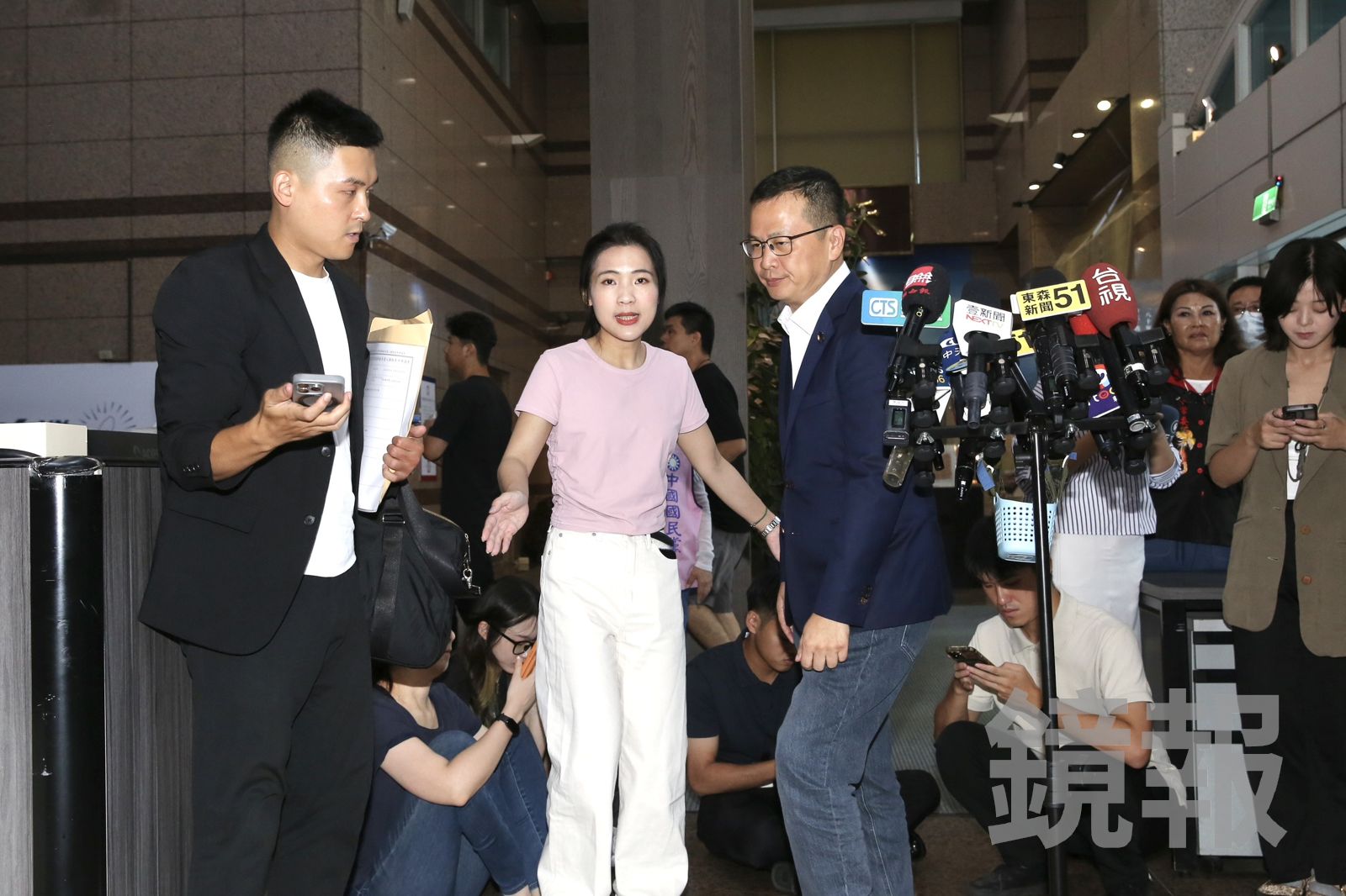 羅智強表示，如果他當選國民黨主席，會邀請徐巧芯主掌社群發展、青年發展以及AI運用尖端領域。（圖／董孟航攝）