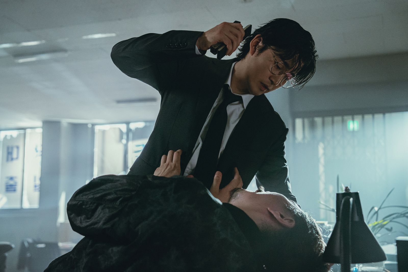 尹啟相在劇中有許多動作戲，讓他花了一番功夫苦練。friDay影音提供