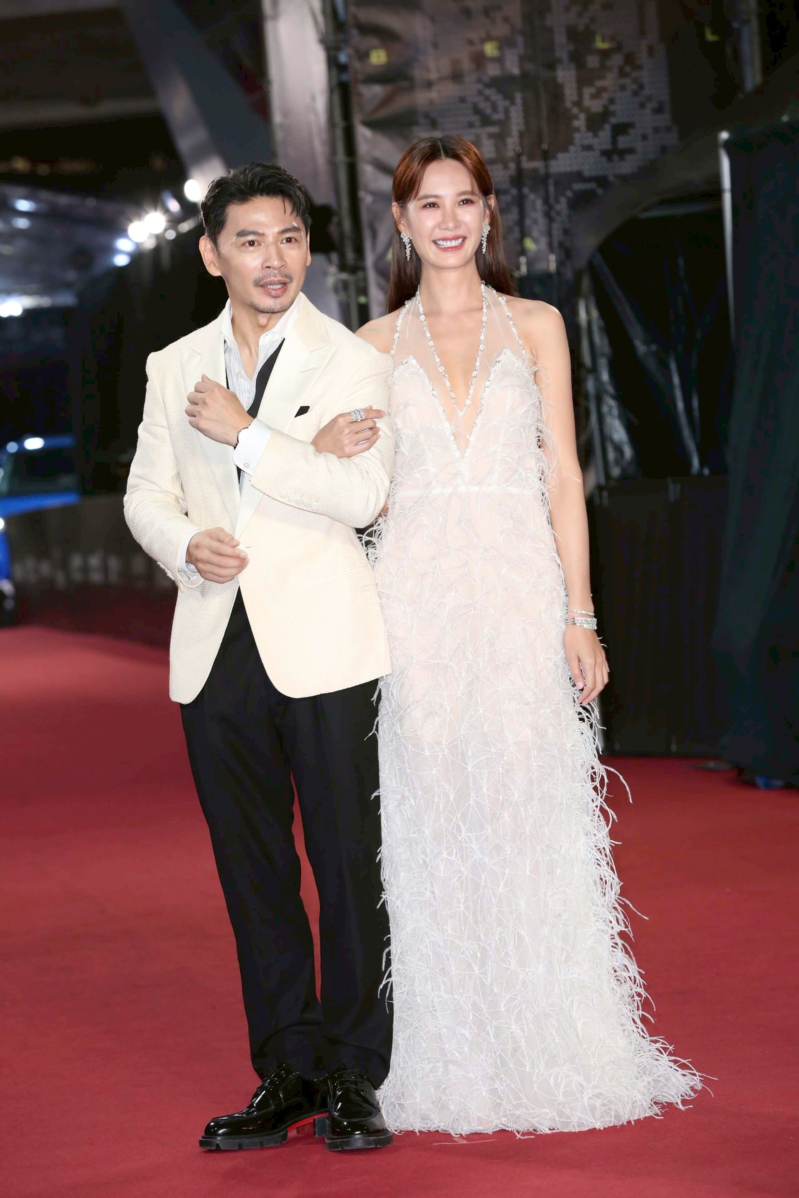 阿Ken與安心亞18日一起踏上金鐘紅毯。攝影組