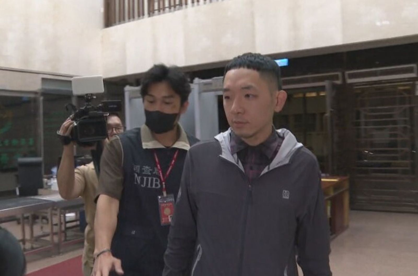 除瑜回收領銜人曾濬也要約談。翻攝畫面