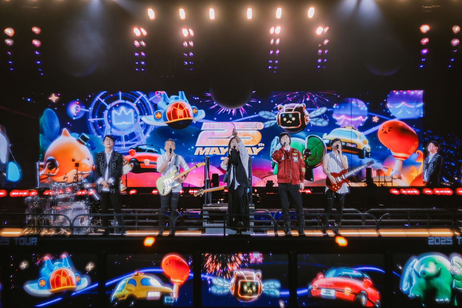 五月天重返香港開唱不怕超時罸錢　安可無預警自爆新戀情