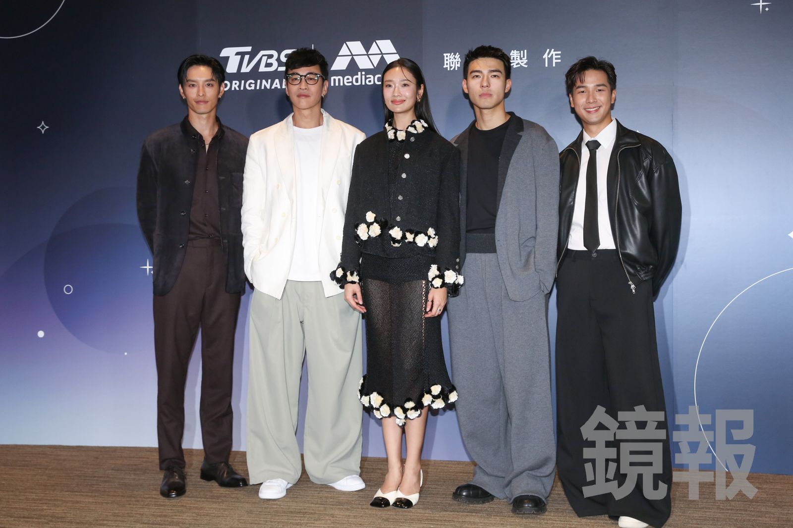 曹佑寧（左起）、何潤東、Aokbab茱蒂蒙、陳昊森、蔡程俊出席TVBS、新傳媒原創劇集《對你心動的預言》媒體聯訪。董孟航攝