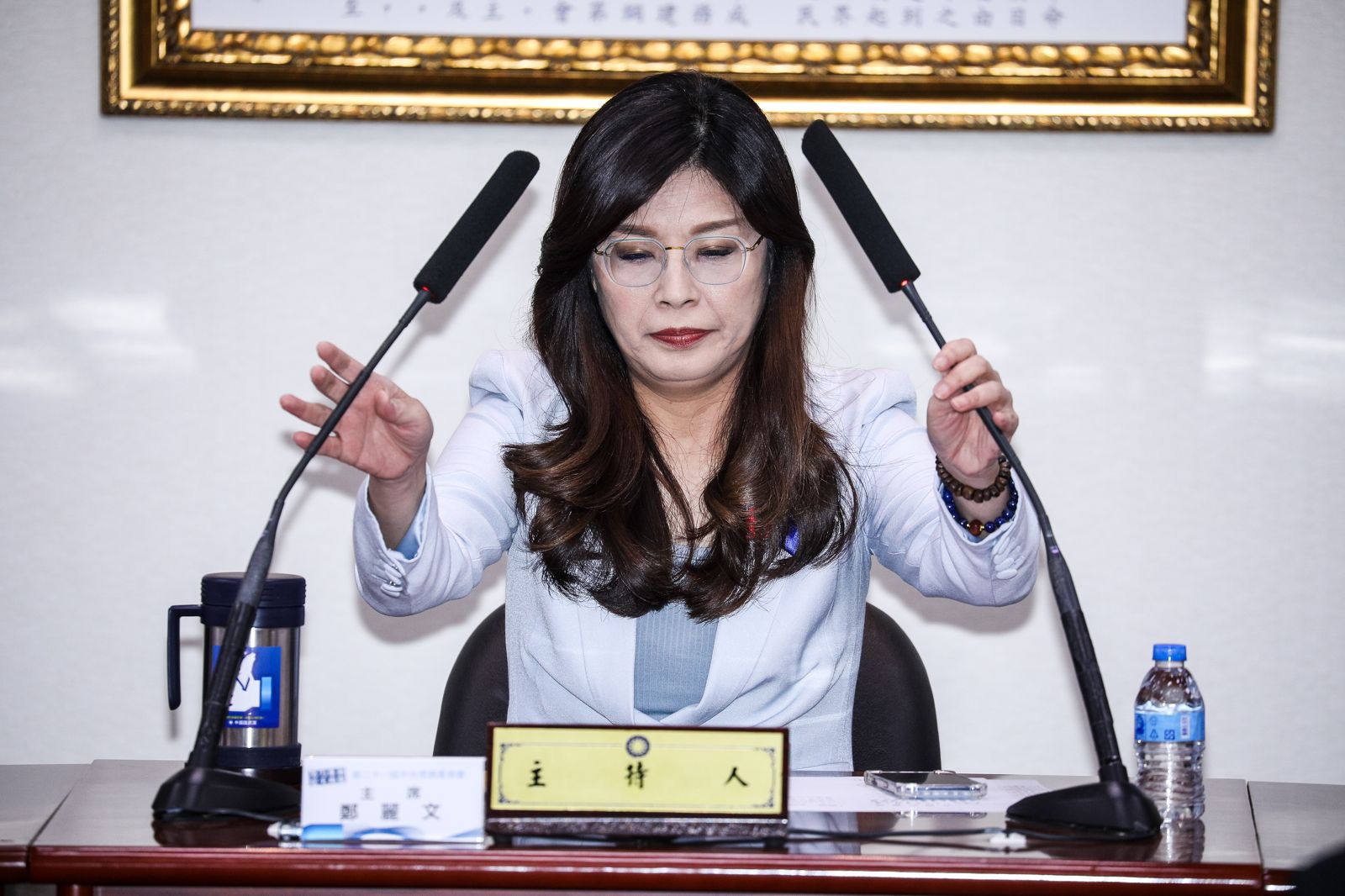 陳嘉宏專欄：鄭麗文要向共產黨交代　盧秀燕與蔣萬安也要嗎