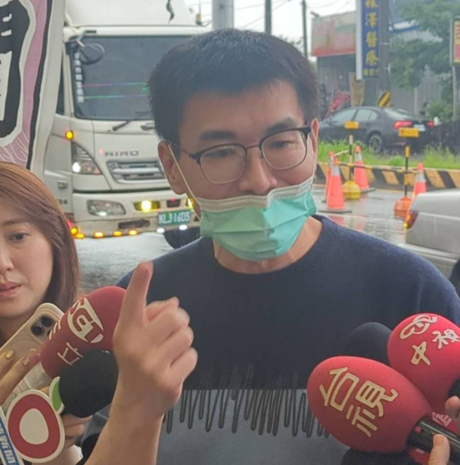 外界傳得太誇張!趙建銘護航許芊芊 「早在2024結婚」薪水比她高的多的是
