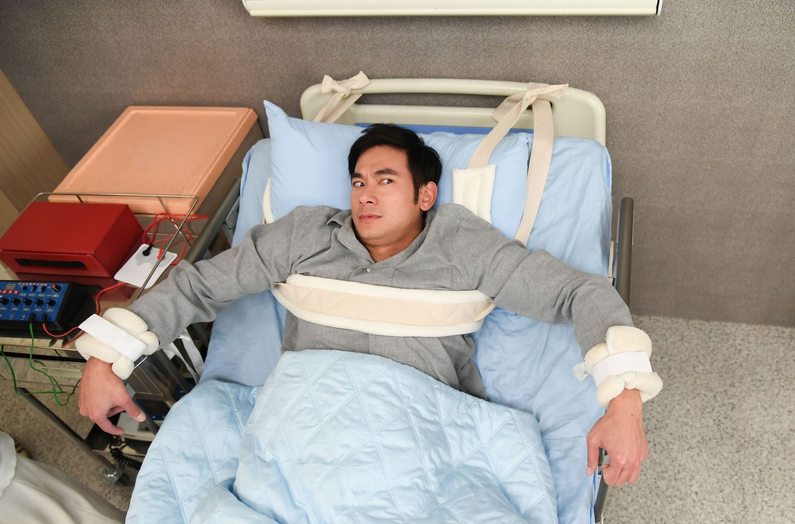 台8男神「私人密室」曝光！住「女生宿舍」認了：需要短暫抽離高壓狀態