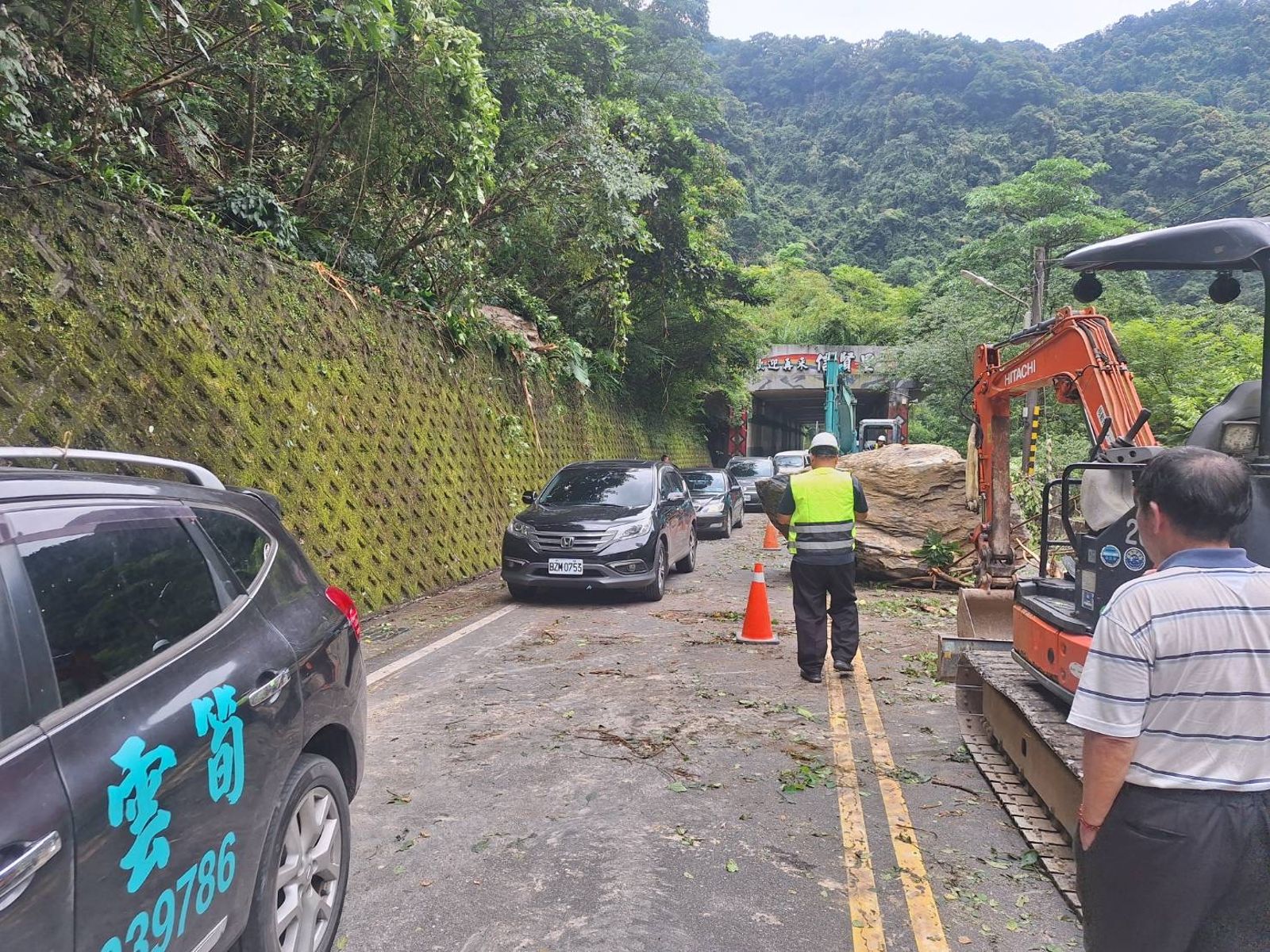 烏來福山信福路已恢復單線通車。翻攝畫面