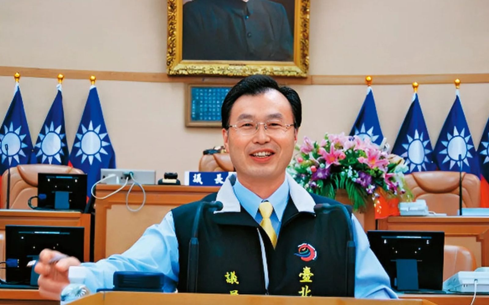 手比「3」收賄30萬…藍委廖先翔父護航違建嗆「打狗要看主人」　最新判決出爐