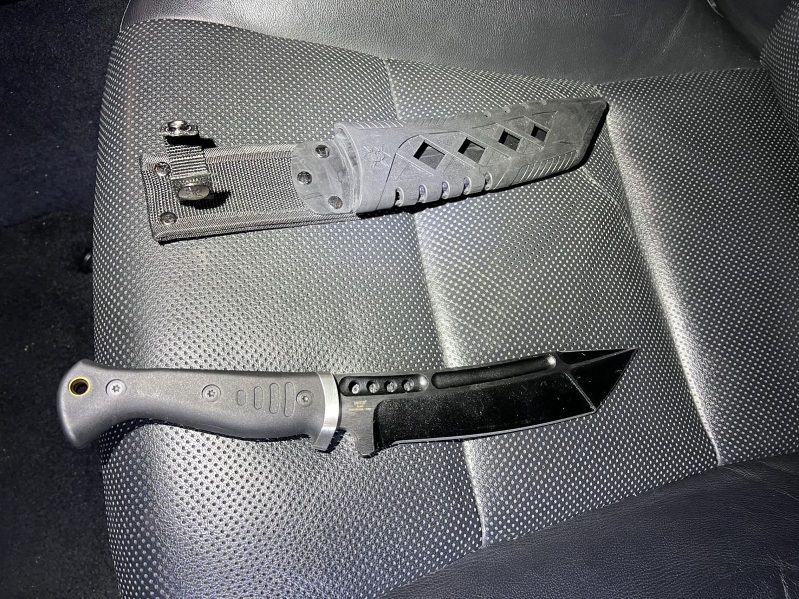 女玩線上博弈爽贏200萬!不爽組頭少給百萬 當街押人上車亮刀討錢