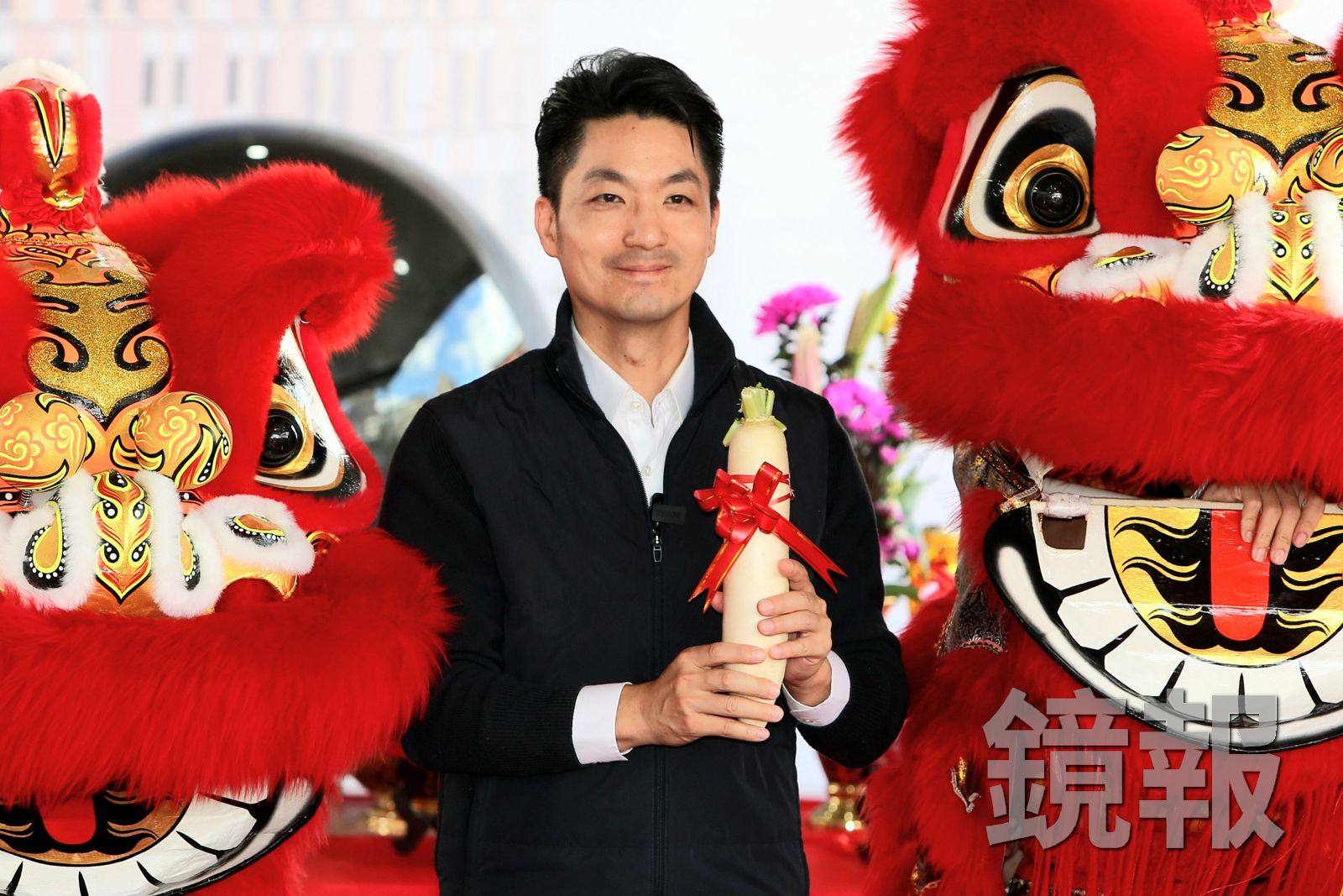 蔣萬安表示,他一直都在破圈,今晚就可以看到他跟謝震武和來賓直接交流,大家拭目以待。攝影姜永年