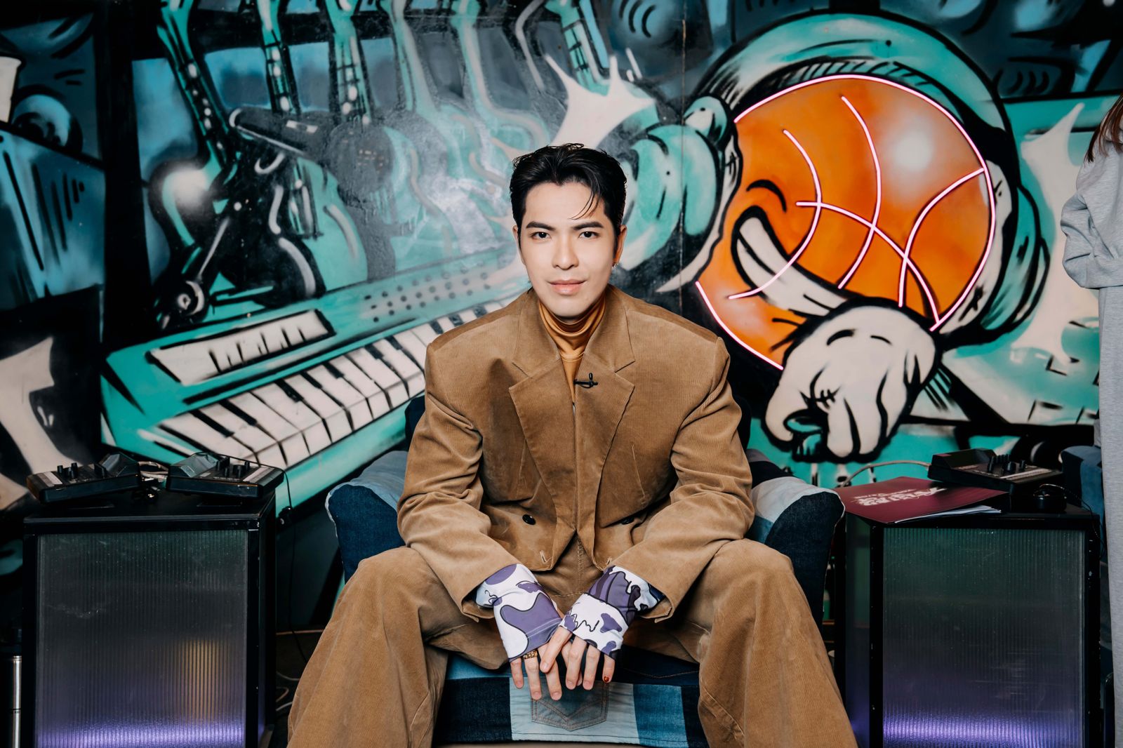 《大學聲》決賽「蕭敬騰清唱」全場起立　李千娜到場支持女兒顧穎