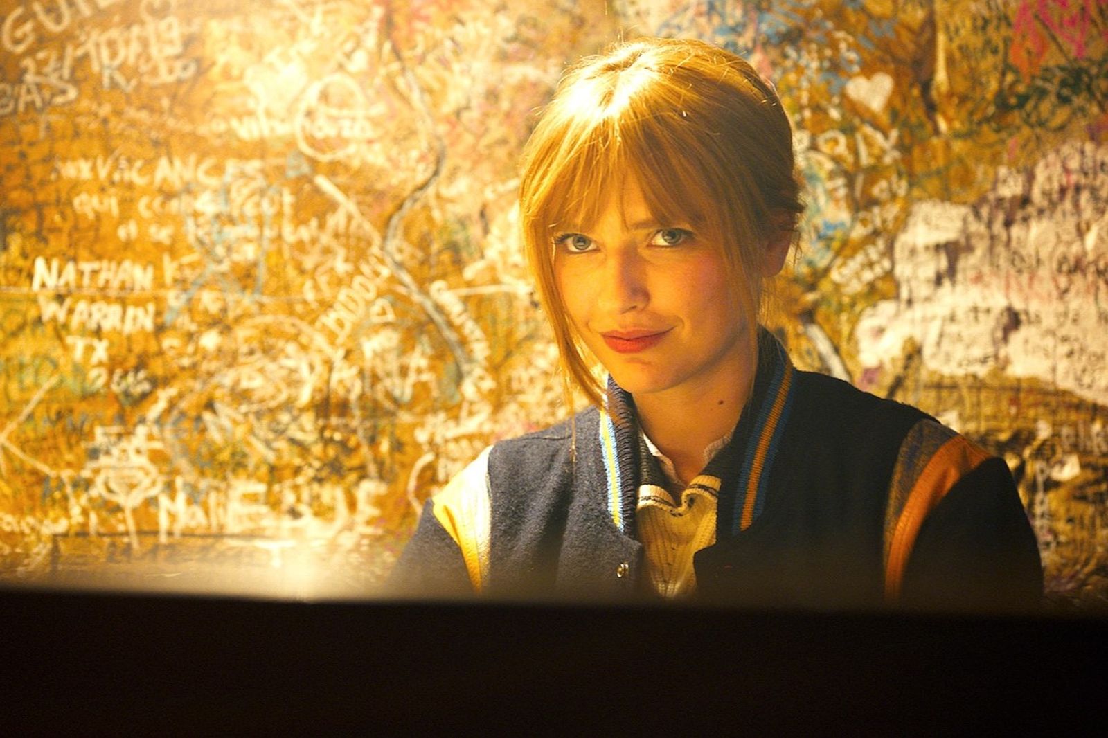 《艾蜜莉在巴黎》女星與閨蜜主演天才琴手　竟在開拍前被要求角色對調