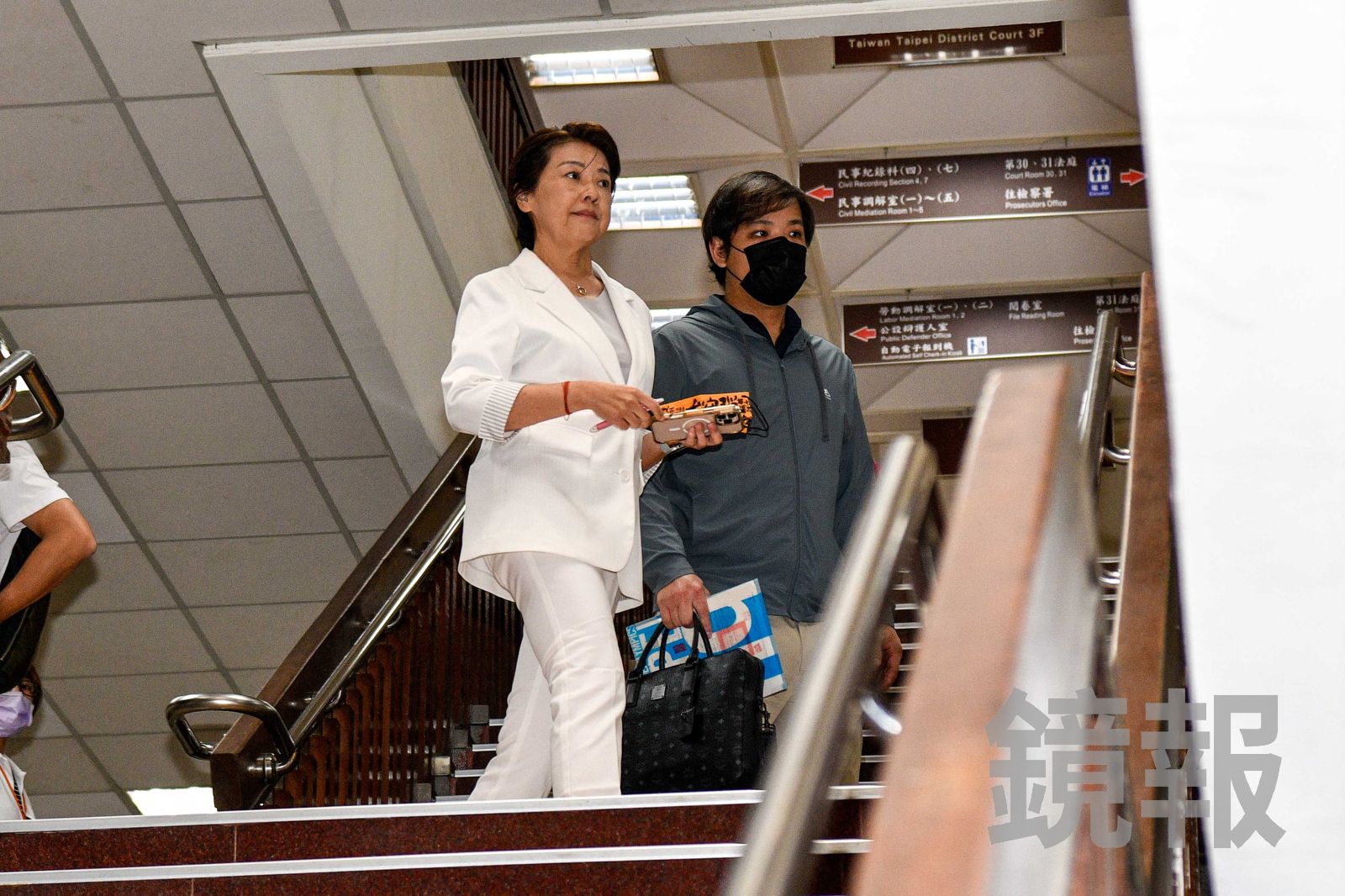 柯P出來了／柯文哲交保回家「黃珊珊未露面」　本人親曝原因了