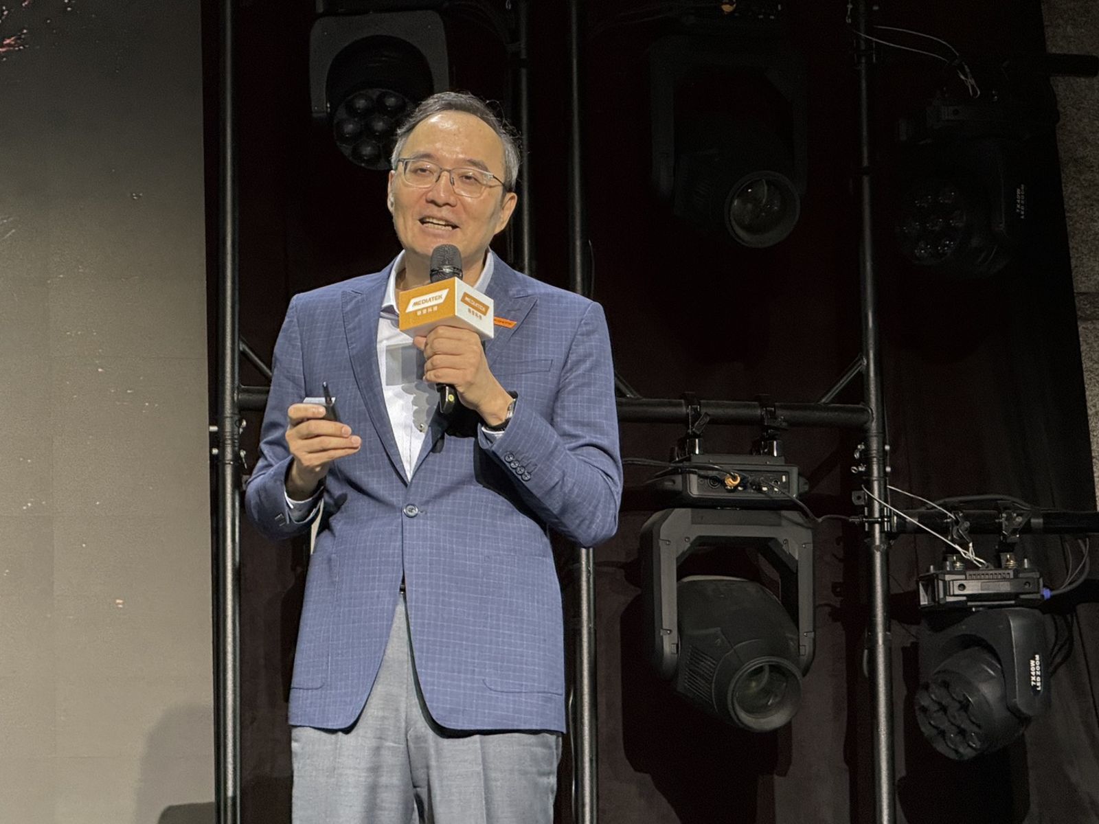 中國補貼政策「預支」需求　聯發科：明年手機市場成長約2%