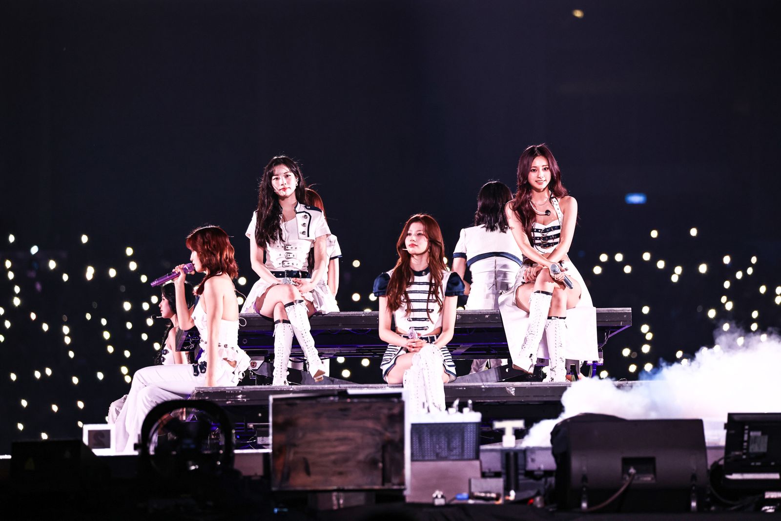 直擊/TWICE高雄世運第2晚! 子瑜甜撂台語「哇揪想你」萌暈5.5萬人